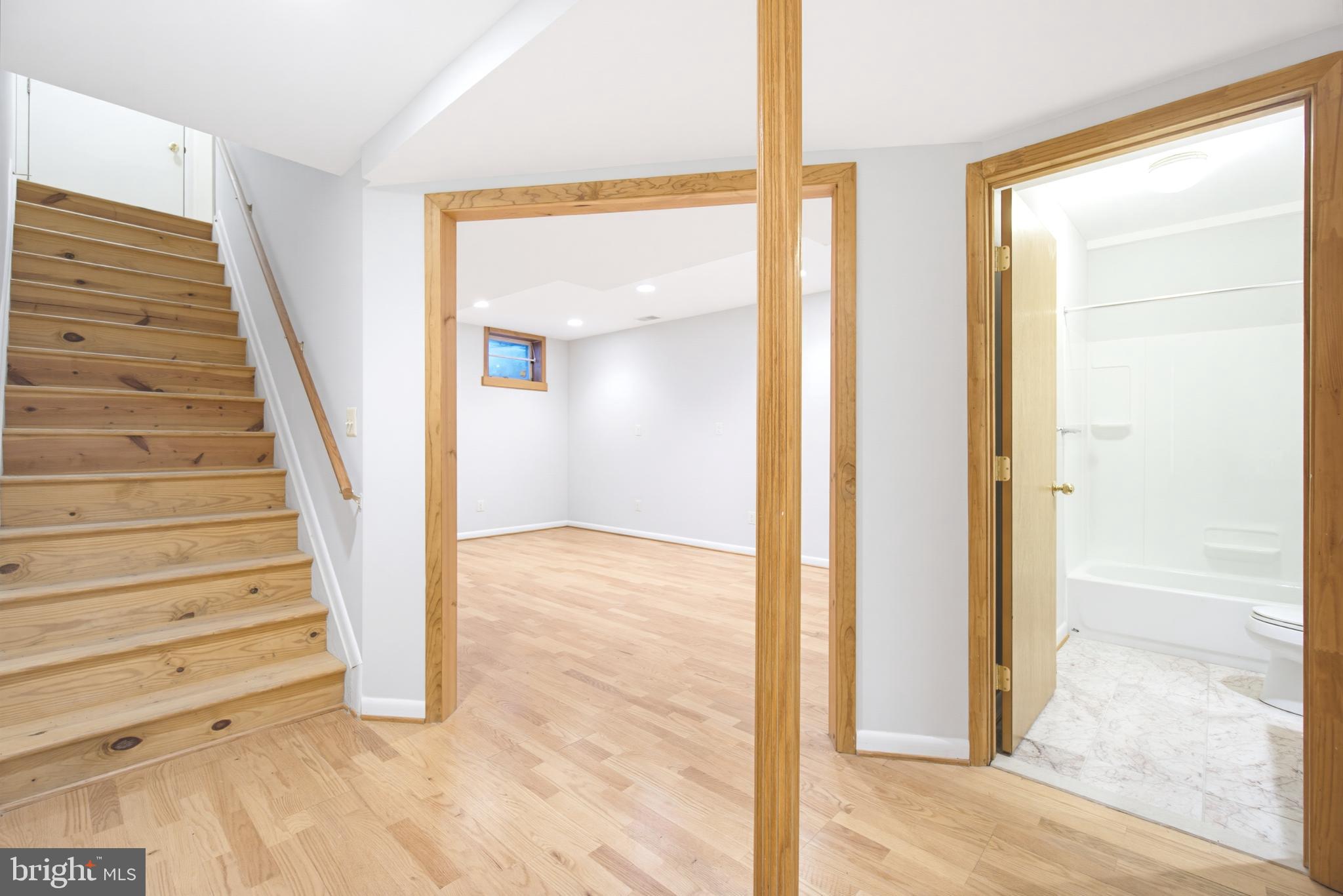 OWEN BROWN WOODS - Residential