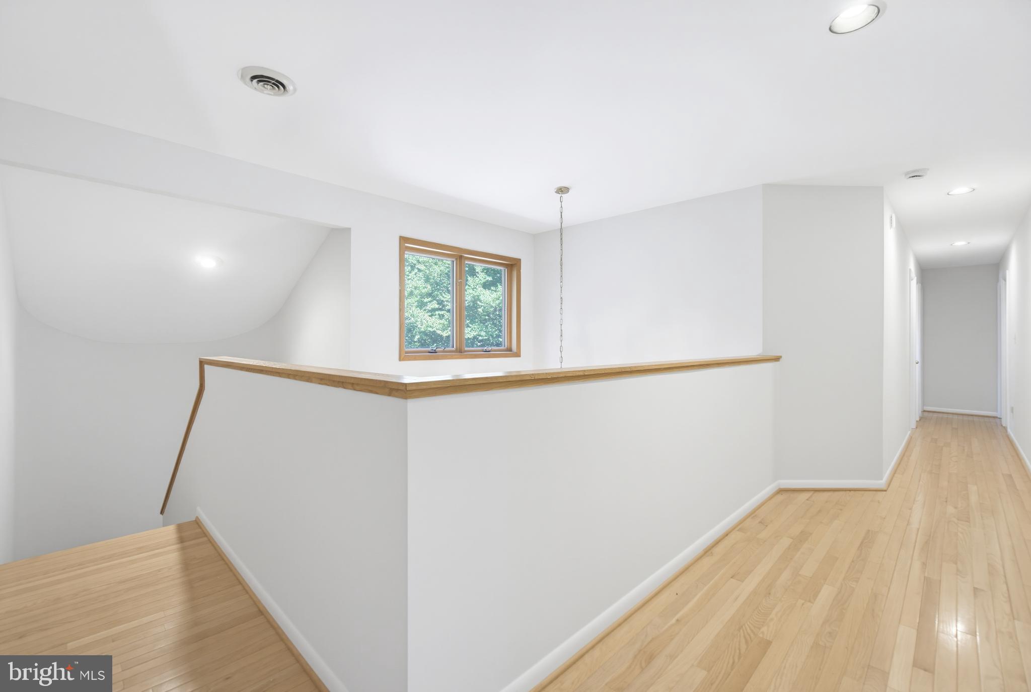 OWEN BROWN WOODS - Residential