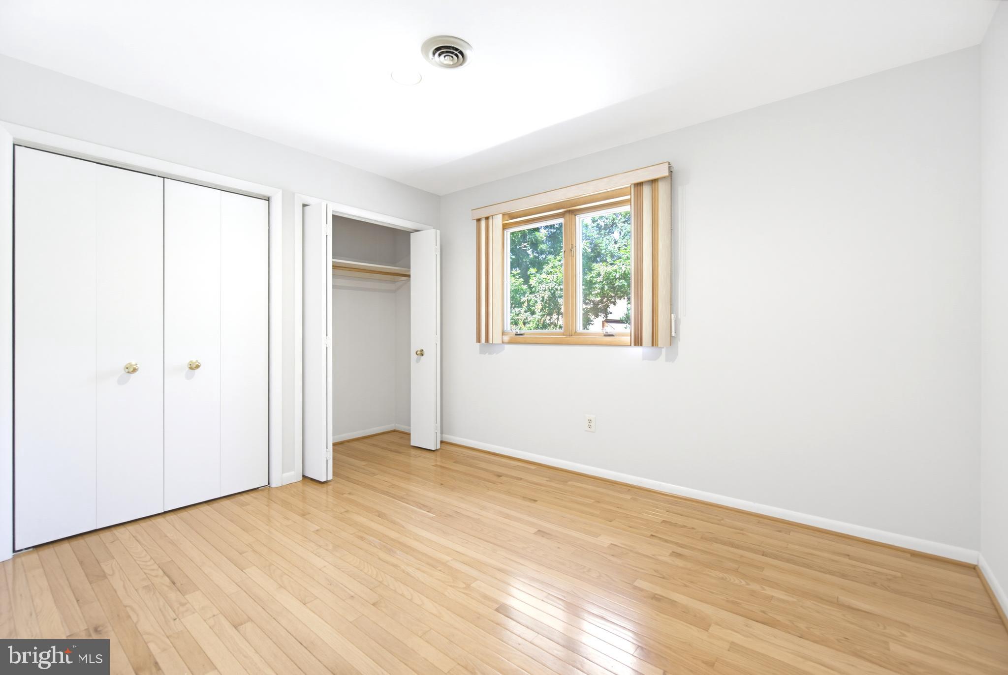 OWEN BROWN WOODS - Residential