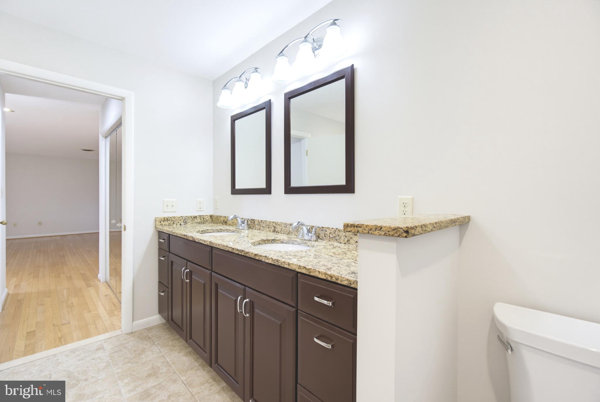 OWEN BROWN WOODS - Residential