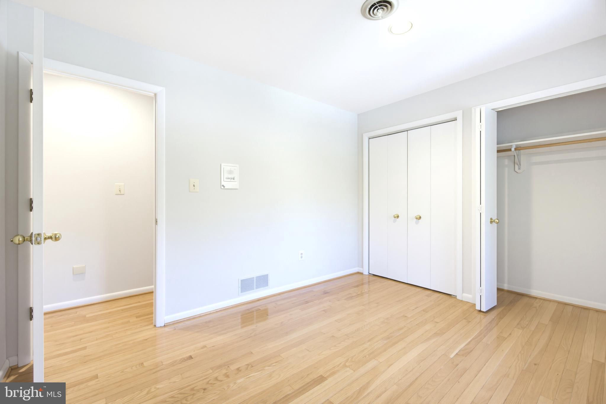 OWEN BROWN WOODS - Residential