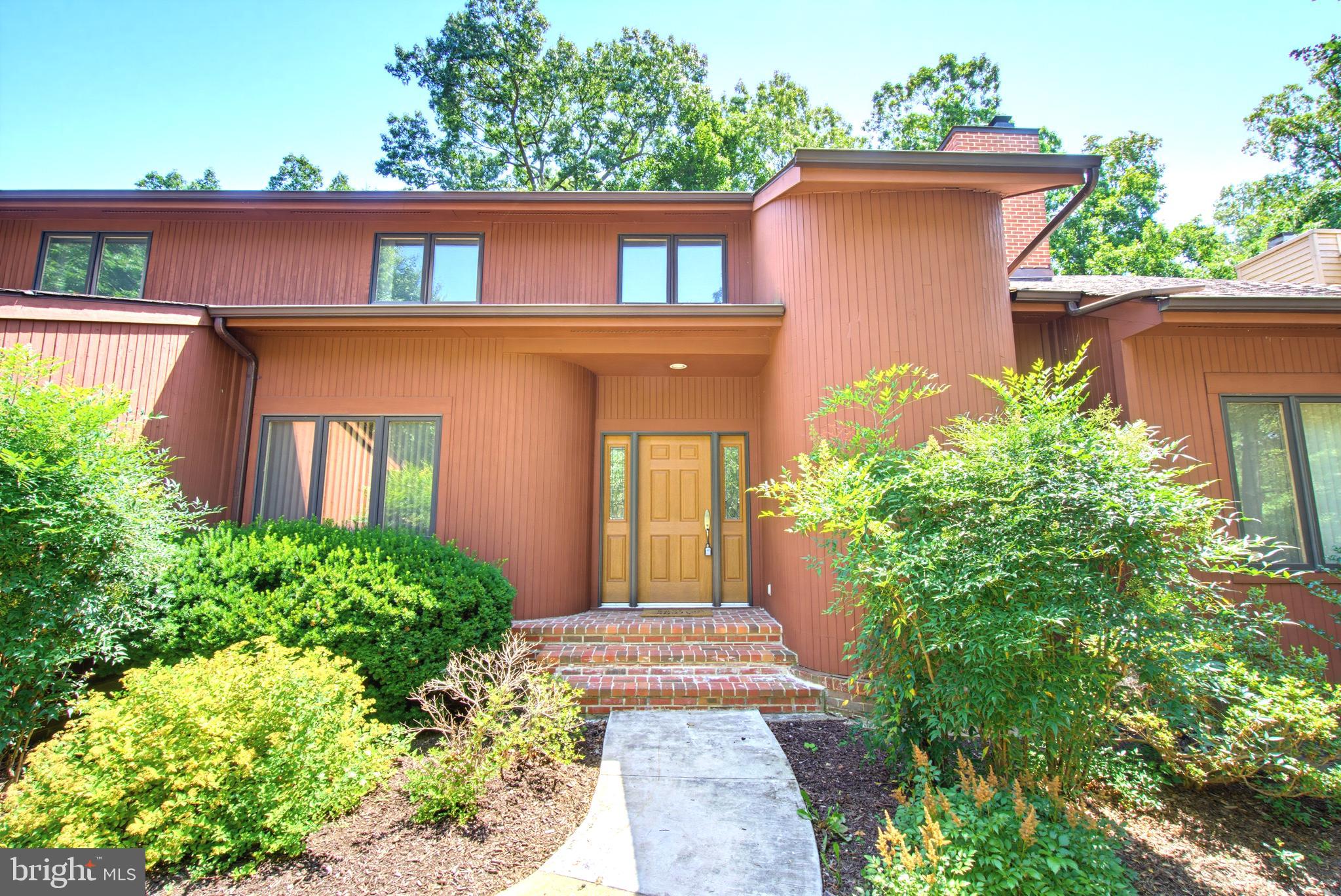 OWEN BROWN WOODS - Residential