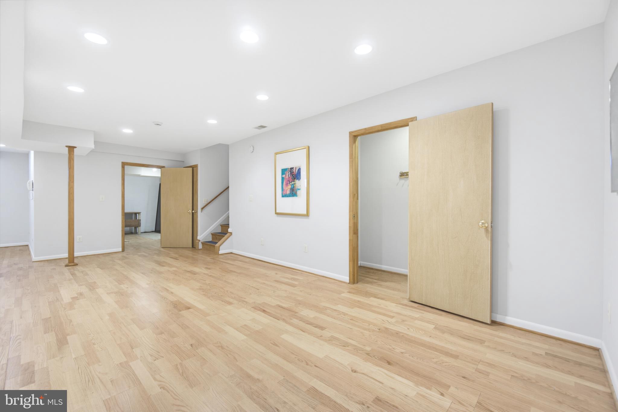 OWEN BROWN WOODS - Residential