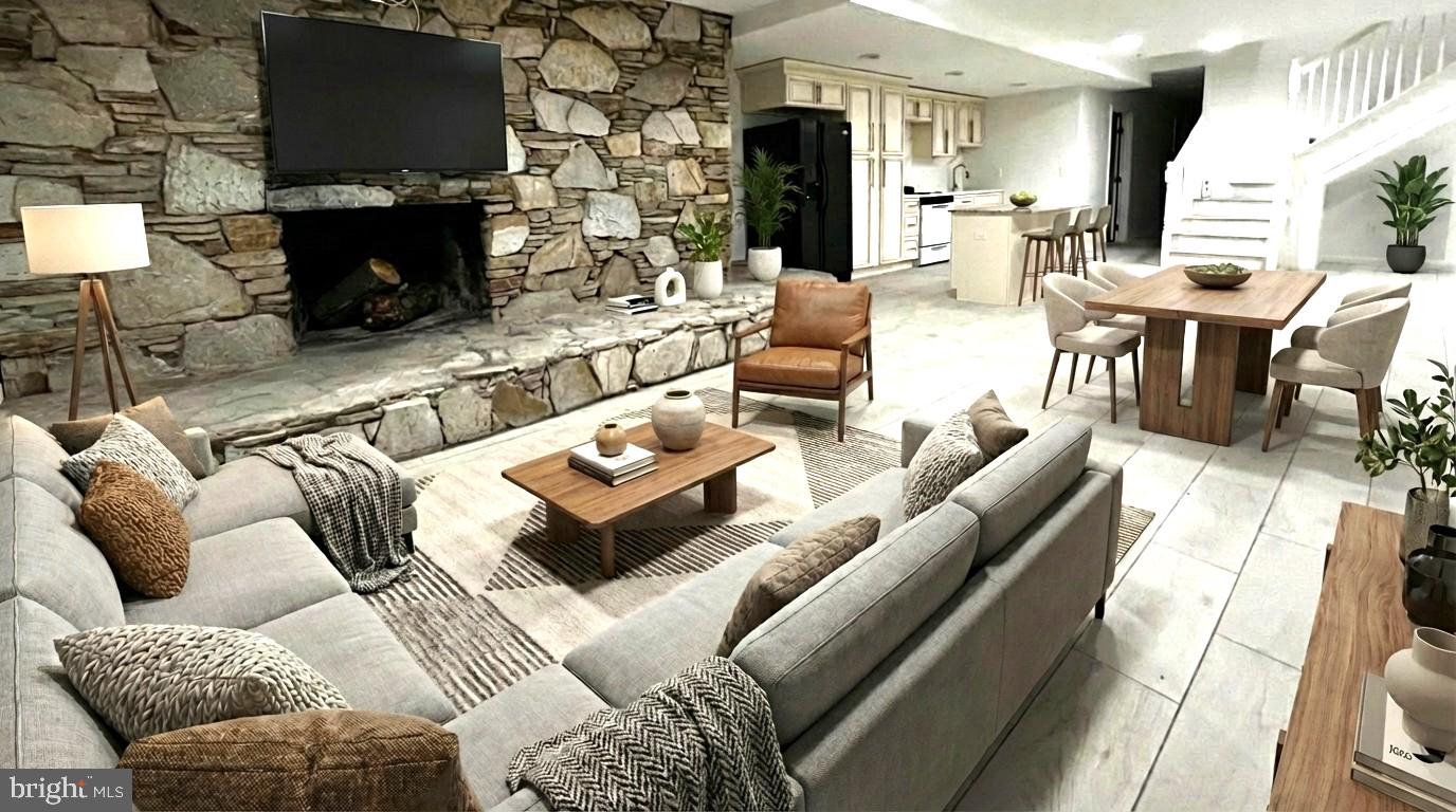 LOCUST GROVE - Residential