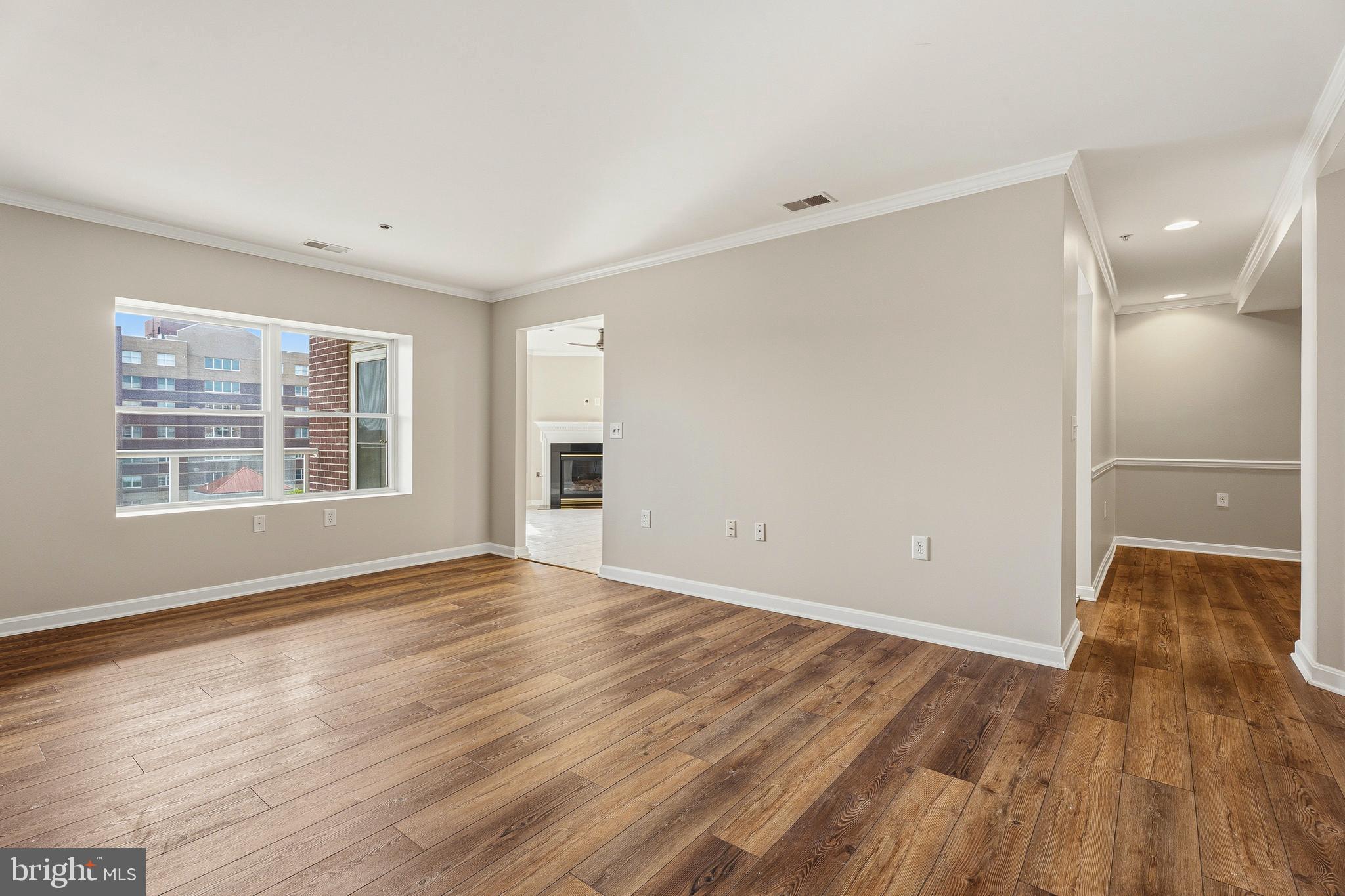 ROUNDWOOD RIDGE - Residential