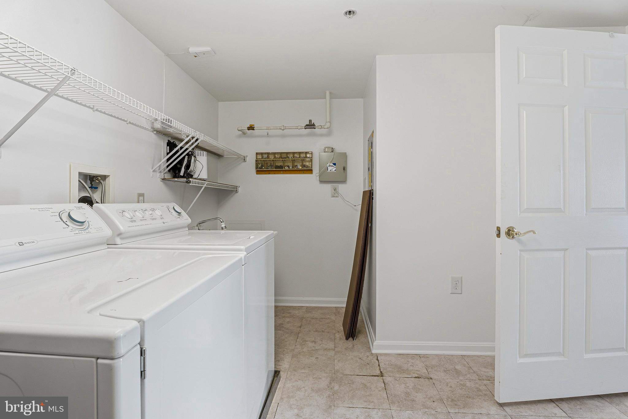 ROUNDWOOD RIDGE - Residential
