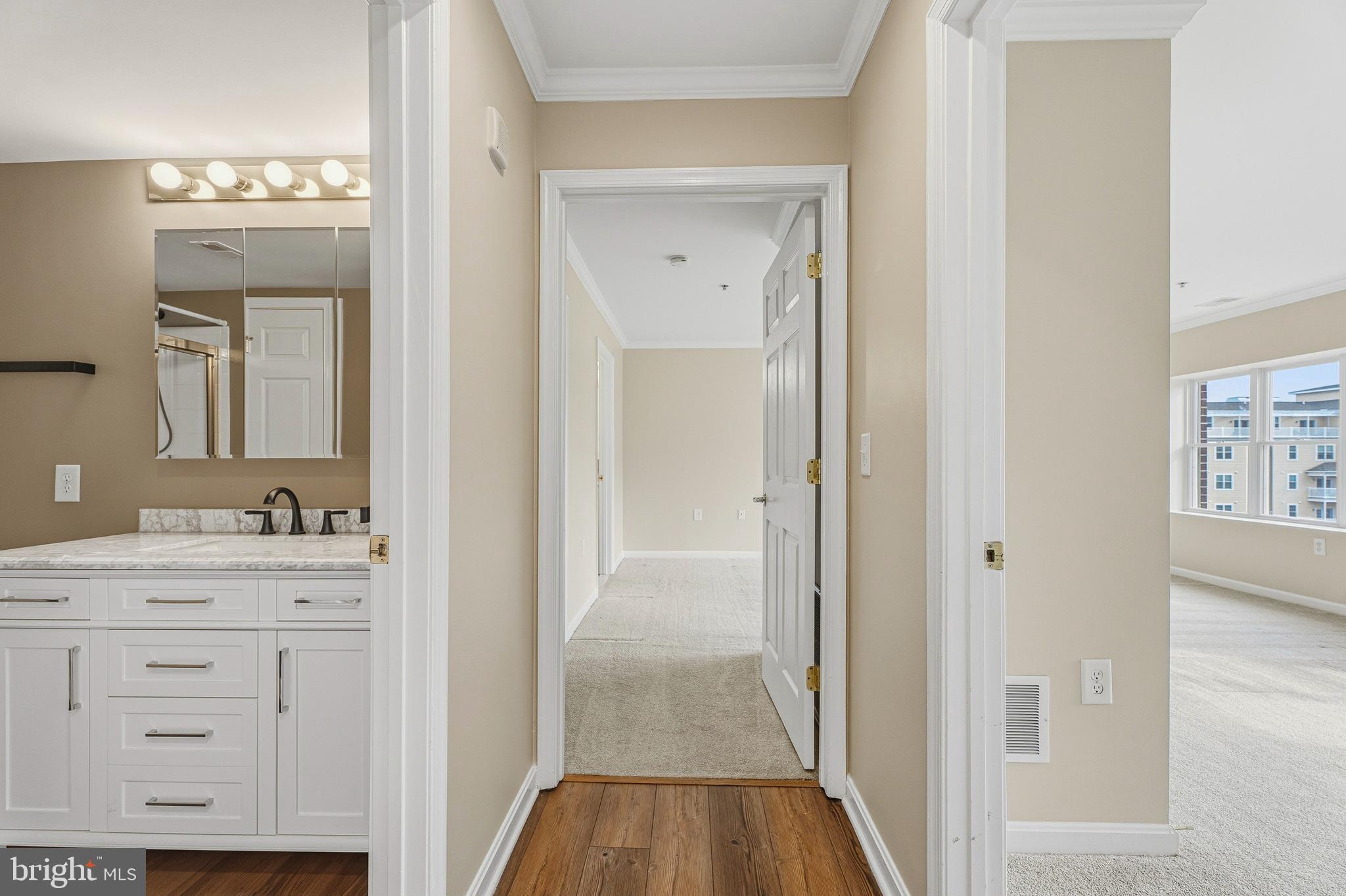 ROUNDWOOD RIDGE - Residential