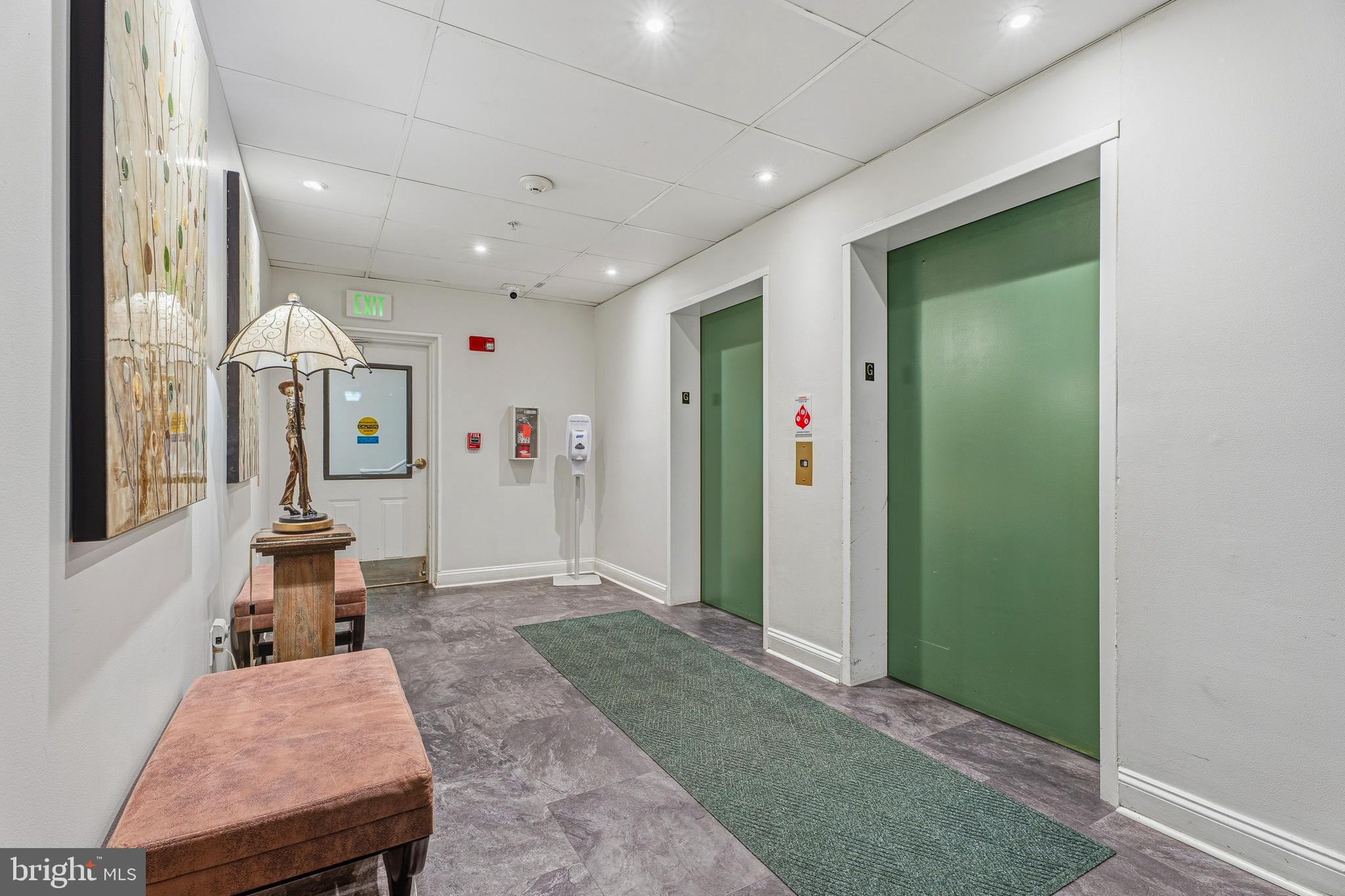 ROUNDWOOD RIDGE - Residential