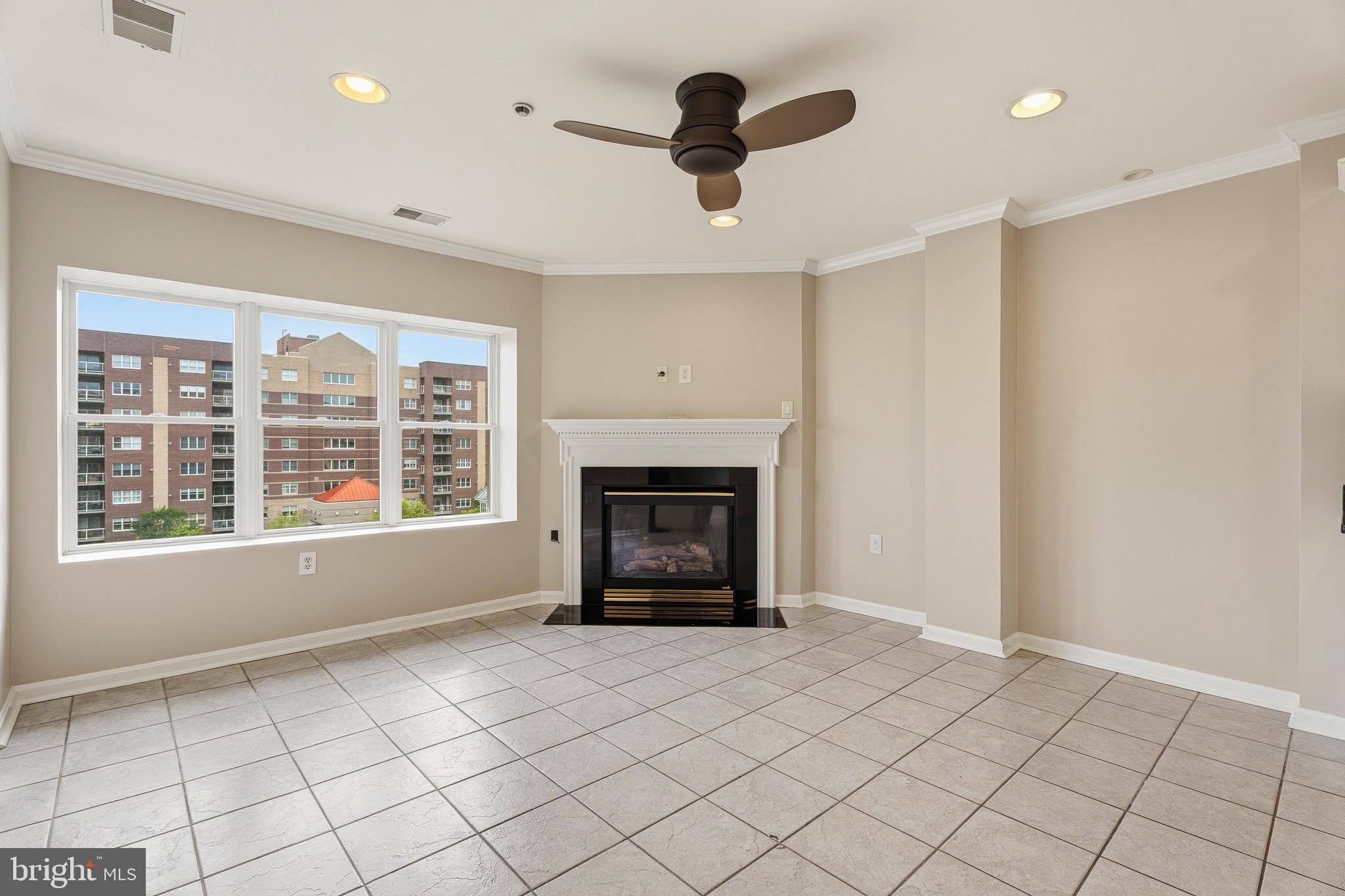 ROUNDWOOD RIDGE - Residential