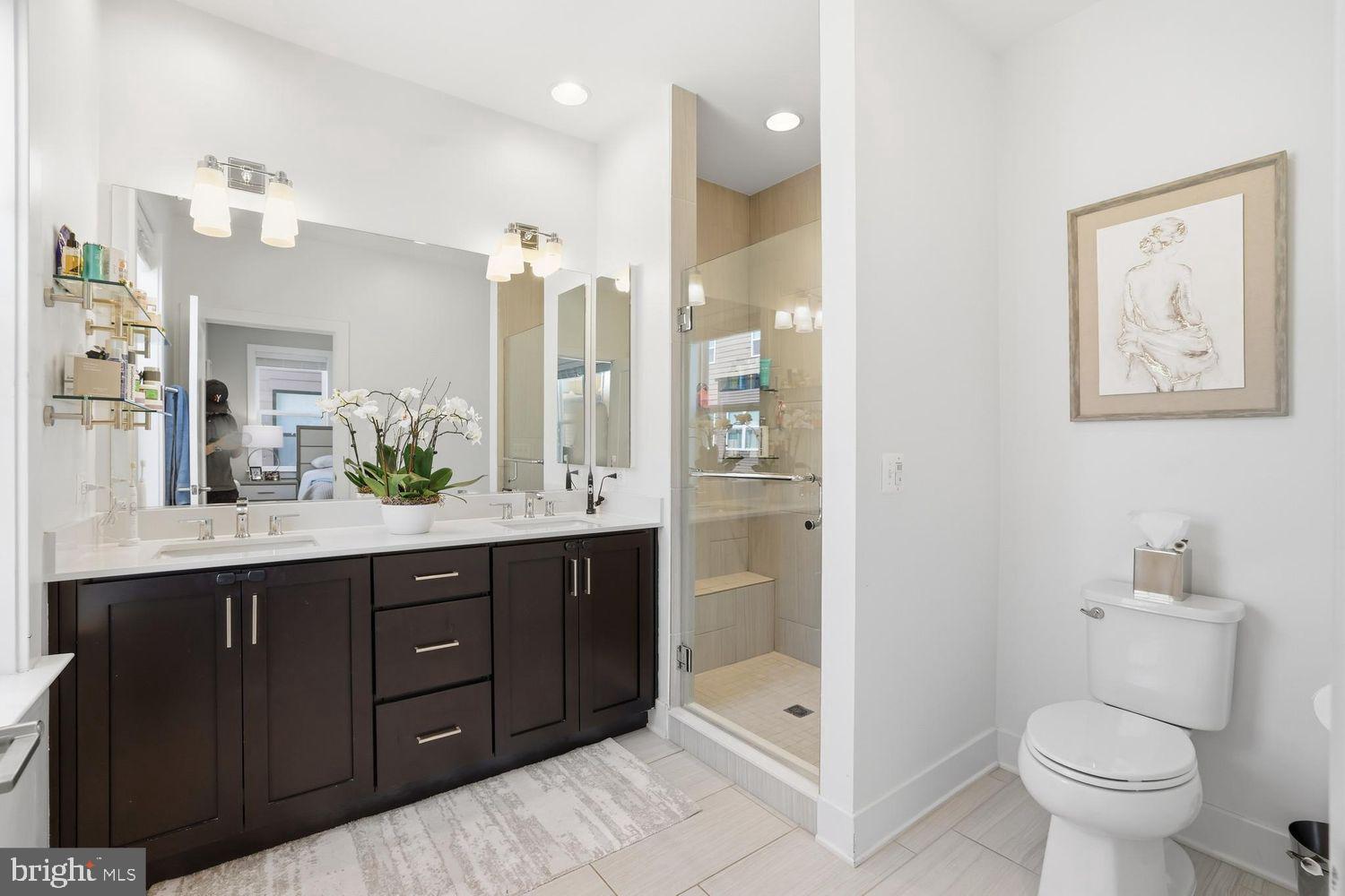 TOWER OAKS - Residential