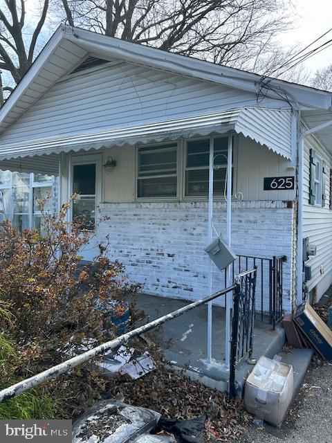This is a three-bedroom, 1.5-bath single rancher in Swarthmore with great potential. Due to circumstances, the home is in poor overall condition. The seller is incapable of maintaining the home or emptying it out, so any purchase will be made with the home in its present condition. There is no warranty expressed or implied as to the condition of the home or any system attached. The buyers understand and agree that this is an "AS IS" sale, and the burden of the cleanout goes to the buyer. Further, depending on the final agreed-upon purchase price, this may become a "SHORT SALE" so any purchase is conditioned upon the current lender's agreement to accept less than the debt owed. All questions should come to the listing agent who will share information as it is learned. I suggest all potential buyers/investors preview the pictures before setting up an appointment. CASH only purchase.