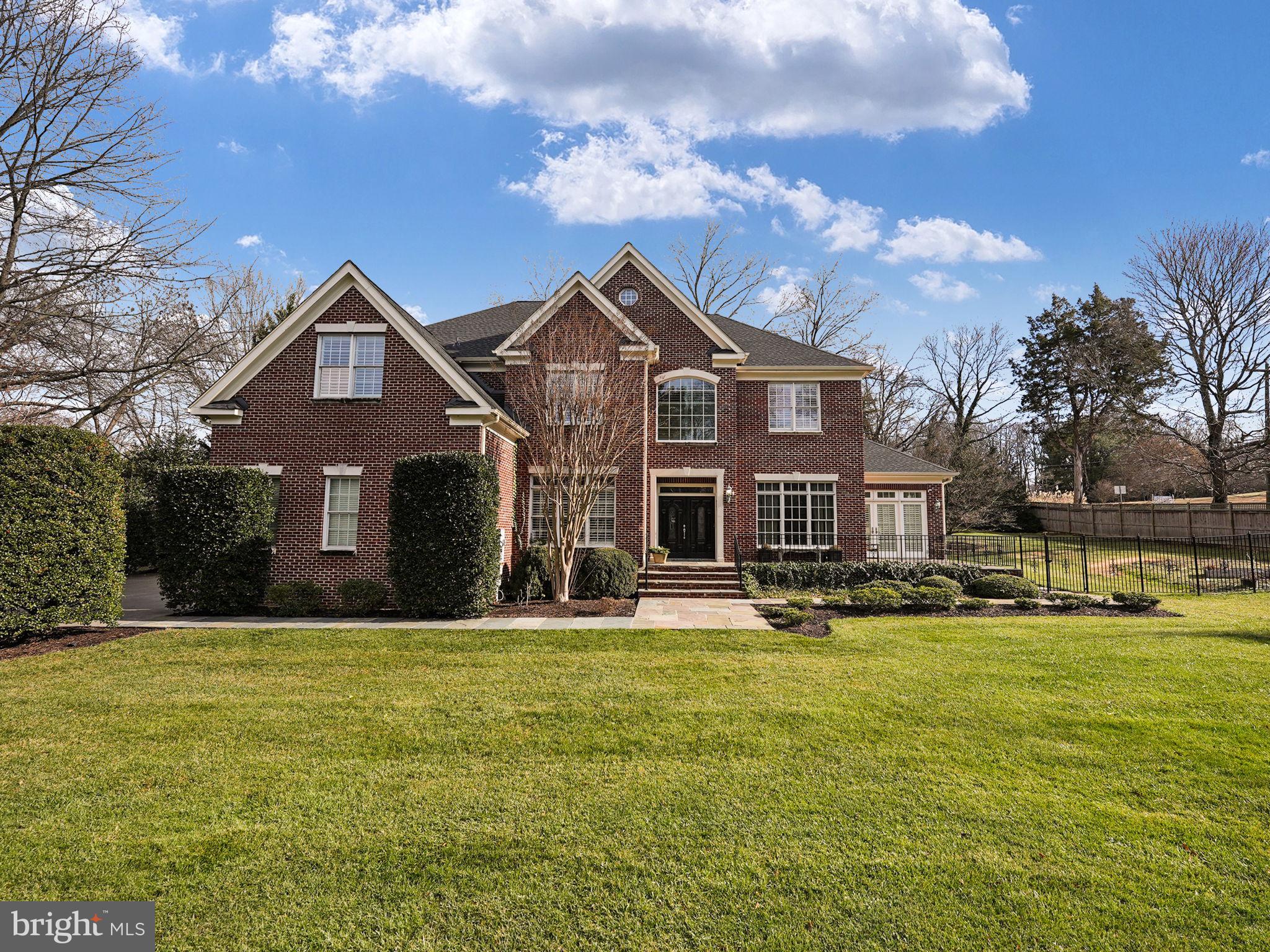 LANGLEY FOREST - Residential