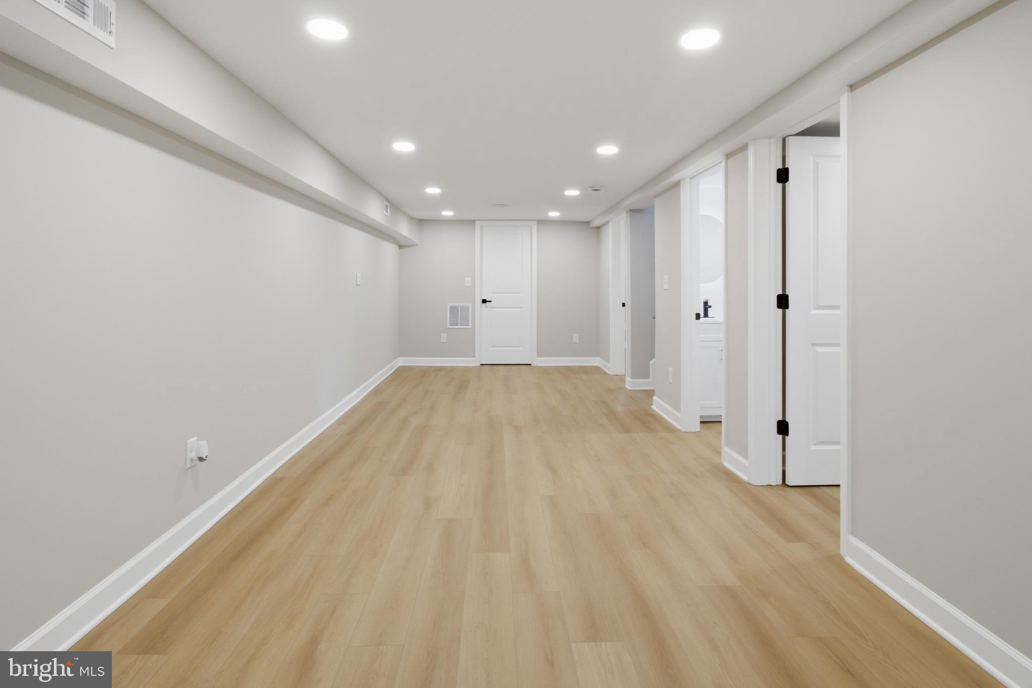 ESSEX - Residential