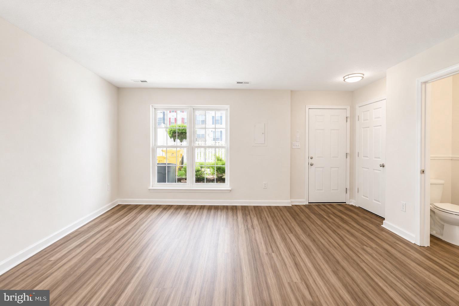 QUAIL RUN SOUTH - Residential