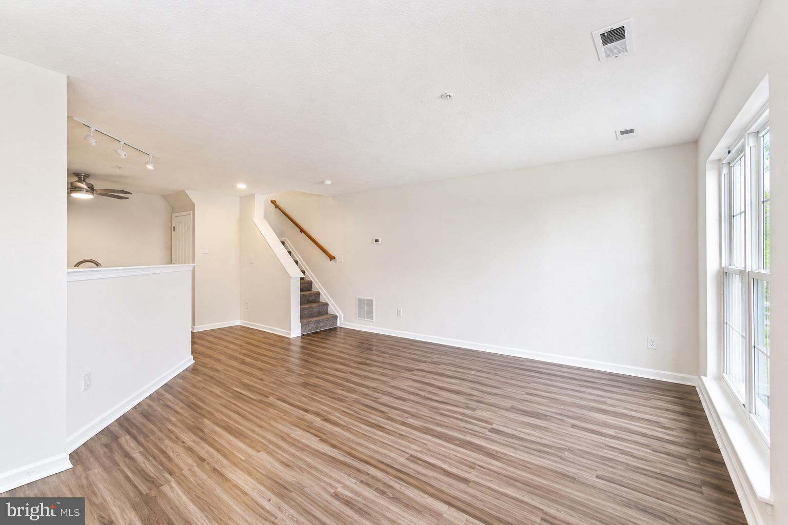 QUAIL RUN SOUTH - Residential