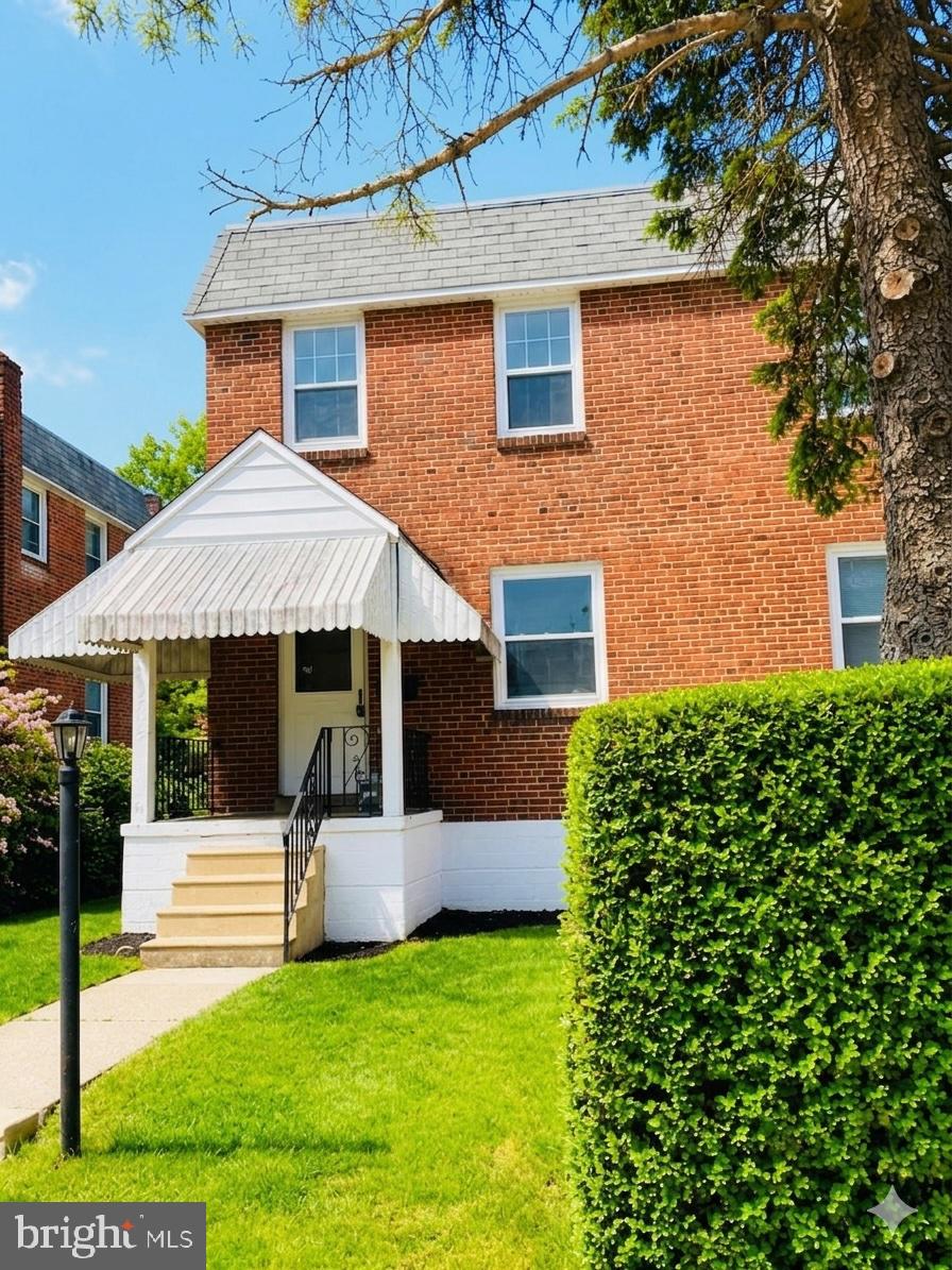 921 Pitman Ave | The Collingdale Cutie
Forget the cramped layouts you’ve seen elsewhere. This home actually gives you room to breathe, grow, and enjoy. Situated on a quiet, tree-lined (no outlet) street with a side yard perfect for catching a breeze, this is the one you’ve been waiting for.

The Layout You Actually Want
The main floor is open, drenched in natural light, and brand-new luxury vinyl plank flooring. You’ve got a living room made for relaxing (or yelling at the TV during the Birds game), a kitchen that actually makes sense, and a dedicated dining room. The result is a massive, airy footprint that’s perfect for entertaining or growing into.

Space for Everyone
The Upper Level: Features three bright bedrooms and a sharp, modern full bathroom.

The Bonus Basement: This is a fully finished living space featuring a 4th bedroom with direct outside access, another full bathroom, and your laundry area. Use it as a private suite, a guest setup, or the ultimate hangout spot.

Don’t Stress the Parking
Stop fighting for a spot on the curb. This home comes with its own private driveway, plus plenty of additional on-street parking for when the whole family comes over for Sunday dinner.

The Delco Advantage
This is a commuter’s dream with major highways nearby and two Wawa's in close proximity. Whether you’re a first-time buyer or a growing family, this is a rare opportunity to snag a fully renovated home at an affordable price point without the headache of a fixer-upper. It's ready to be your next chapter.