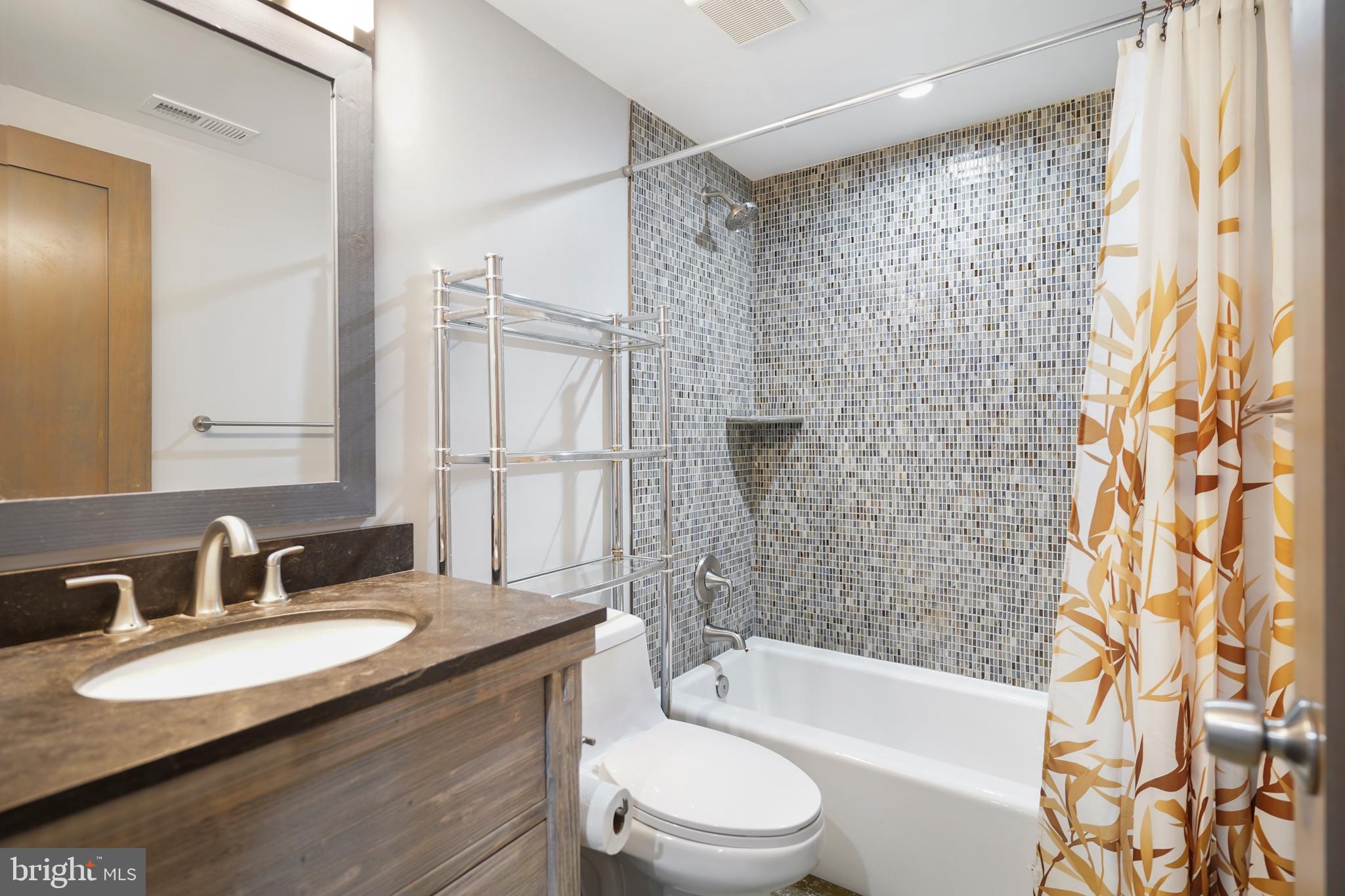 TAKOMA PARK - Residential
