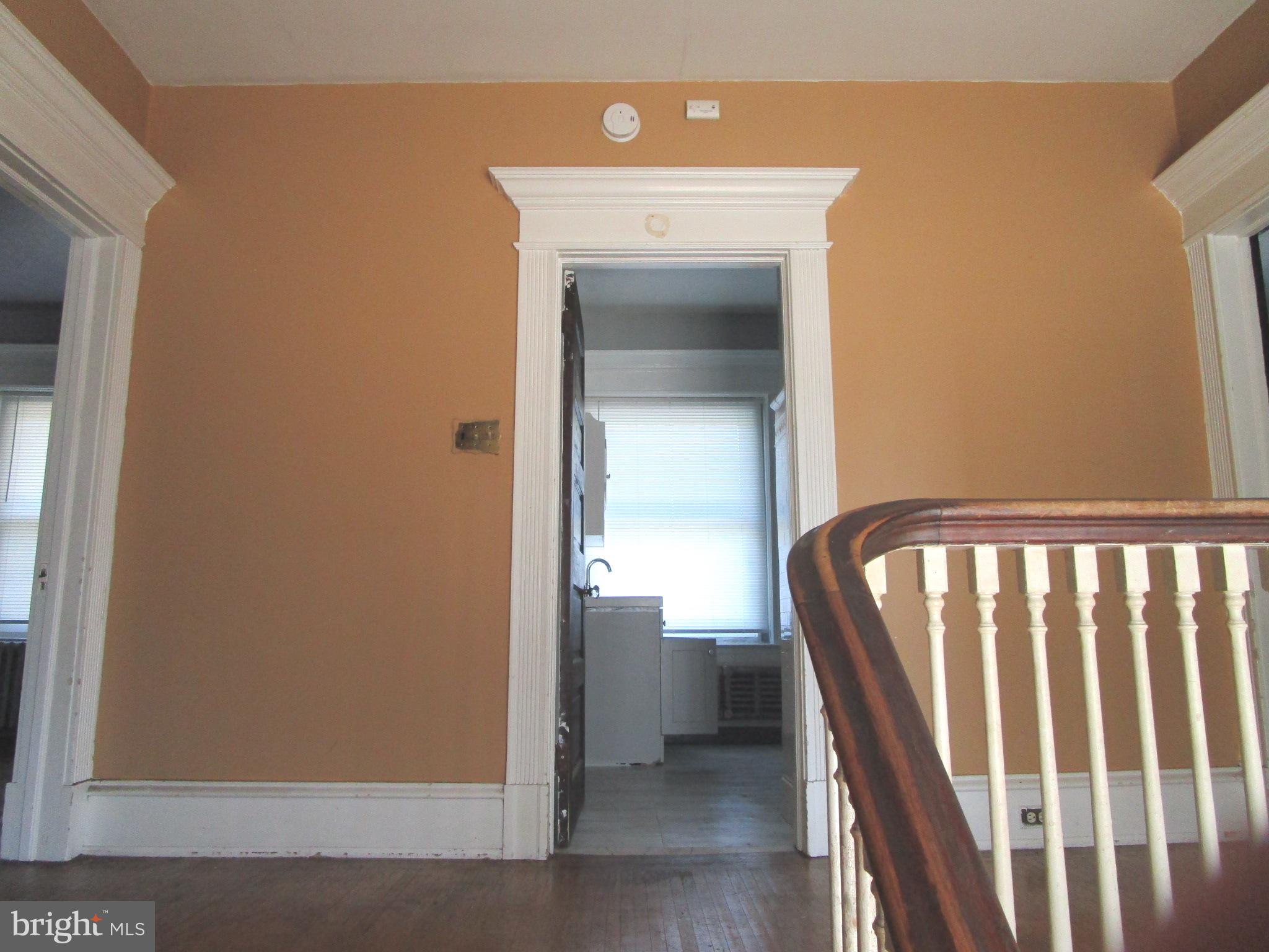 NORRISTOWN - Residential