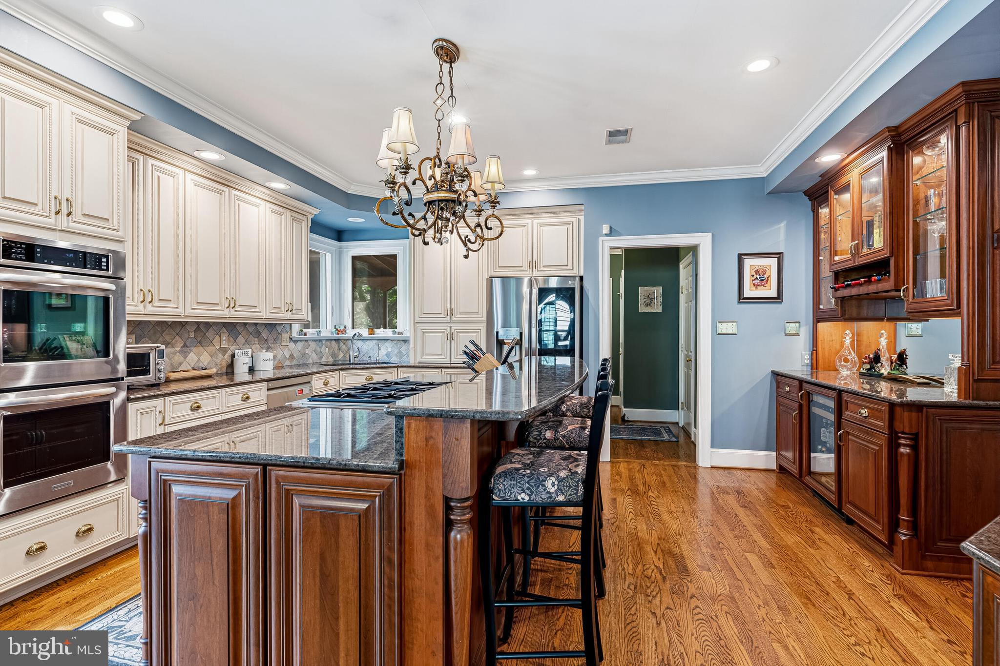 WOODLEA MANOR - Residential