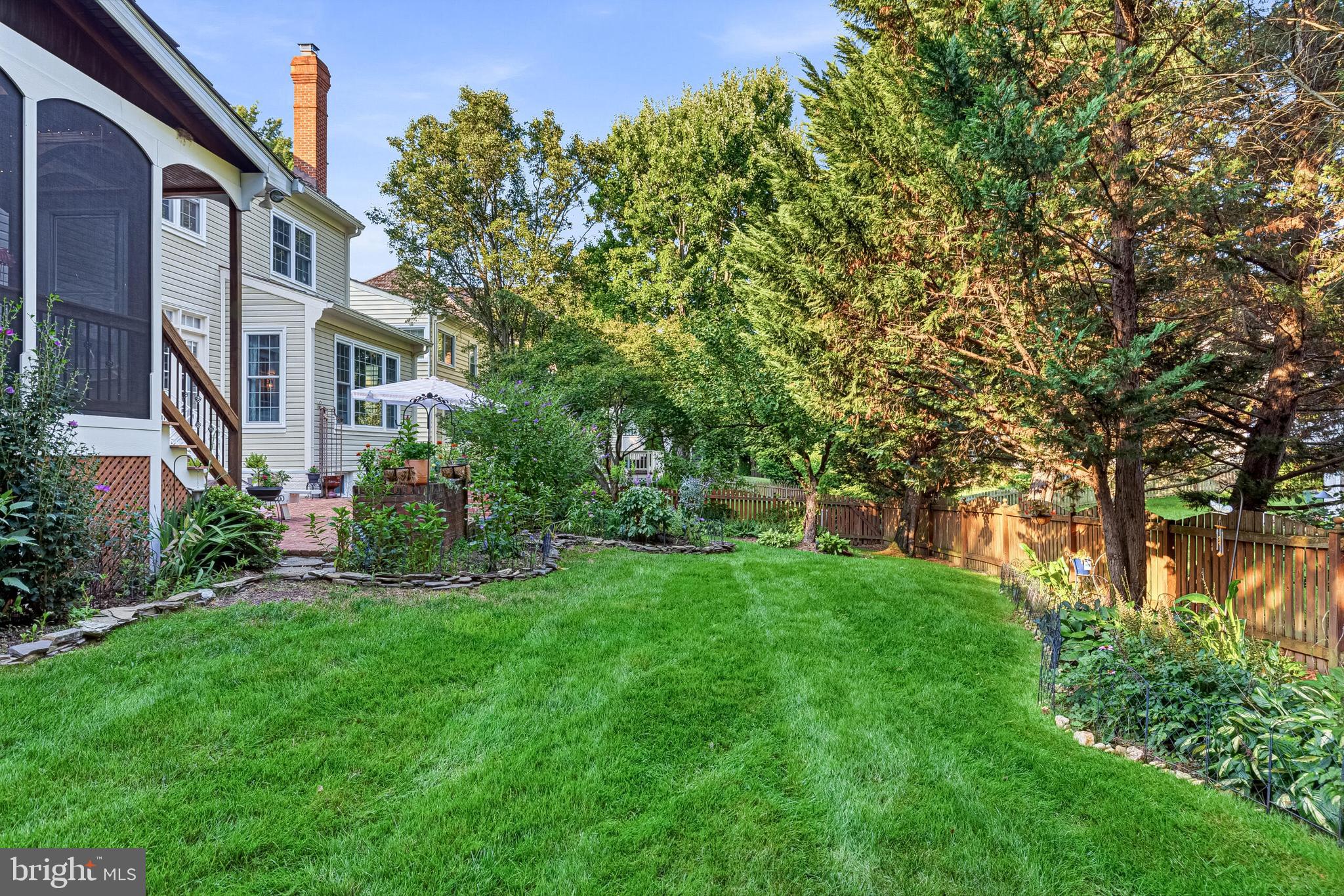 WOODLEA MANOR - Residential