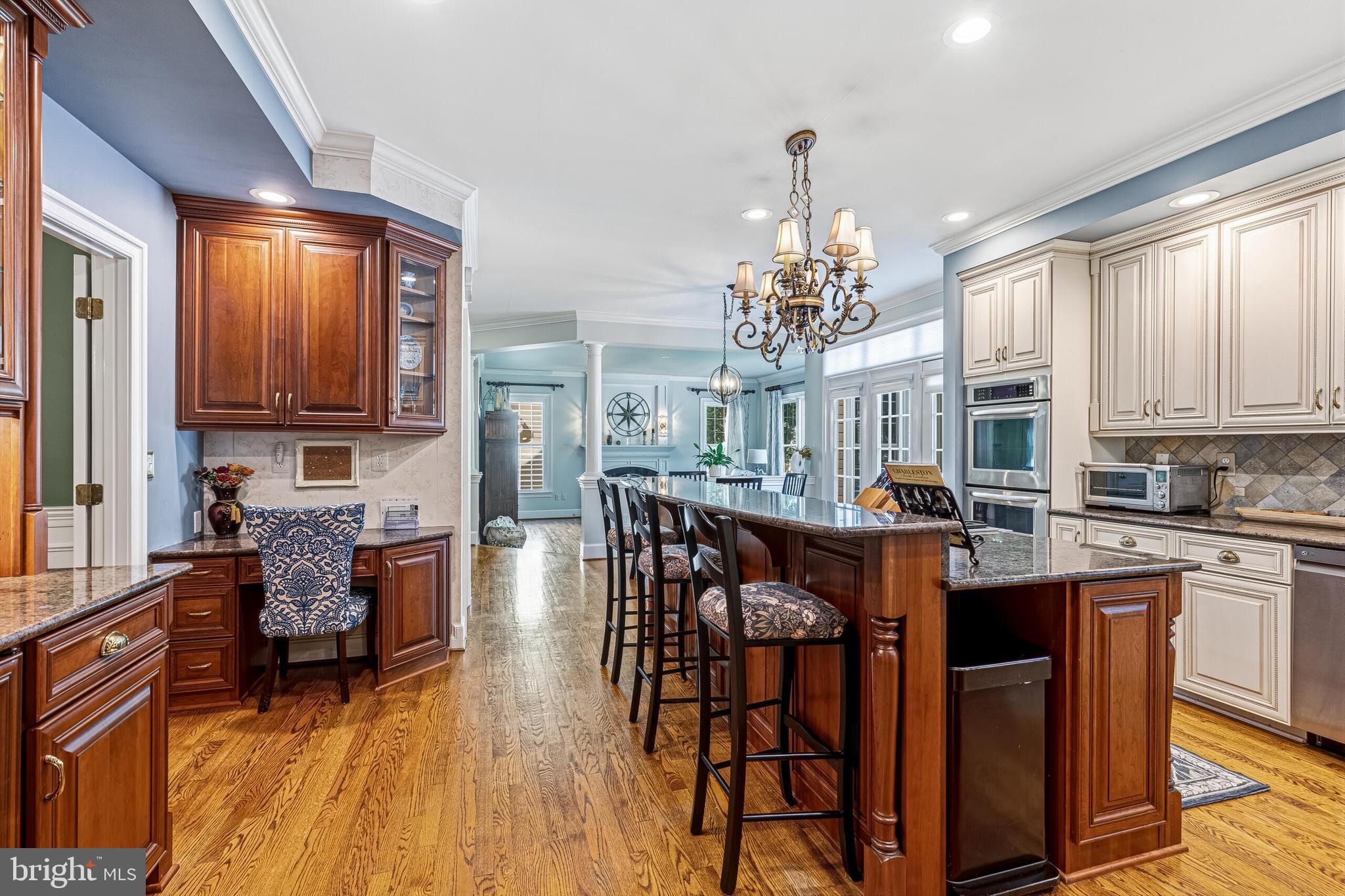 WOODLEA MANOR - Residential