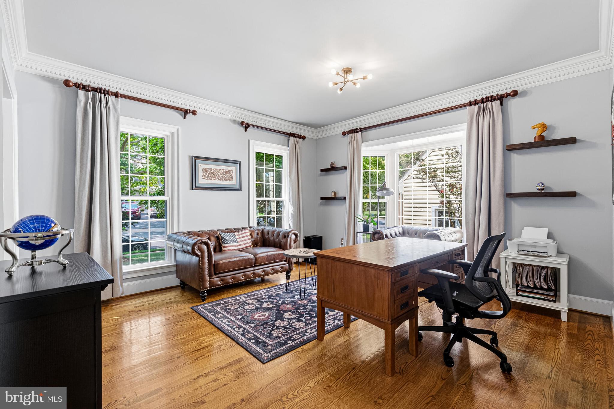 WOODLEA MANOR - Residential