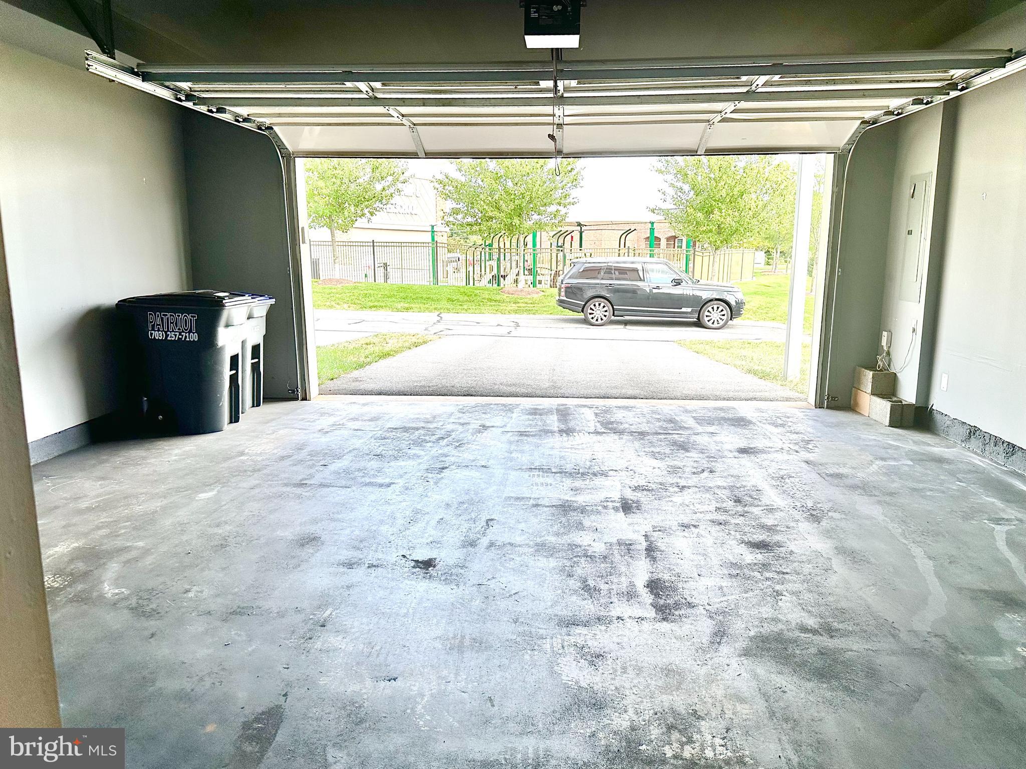 ONE LOUDOUN - Residential Lease