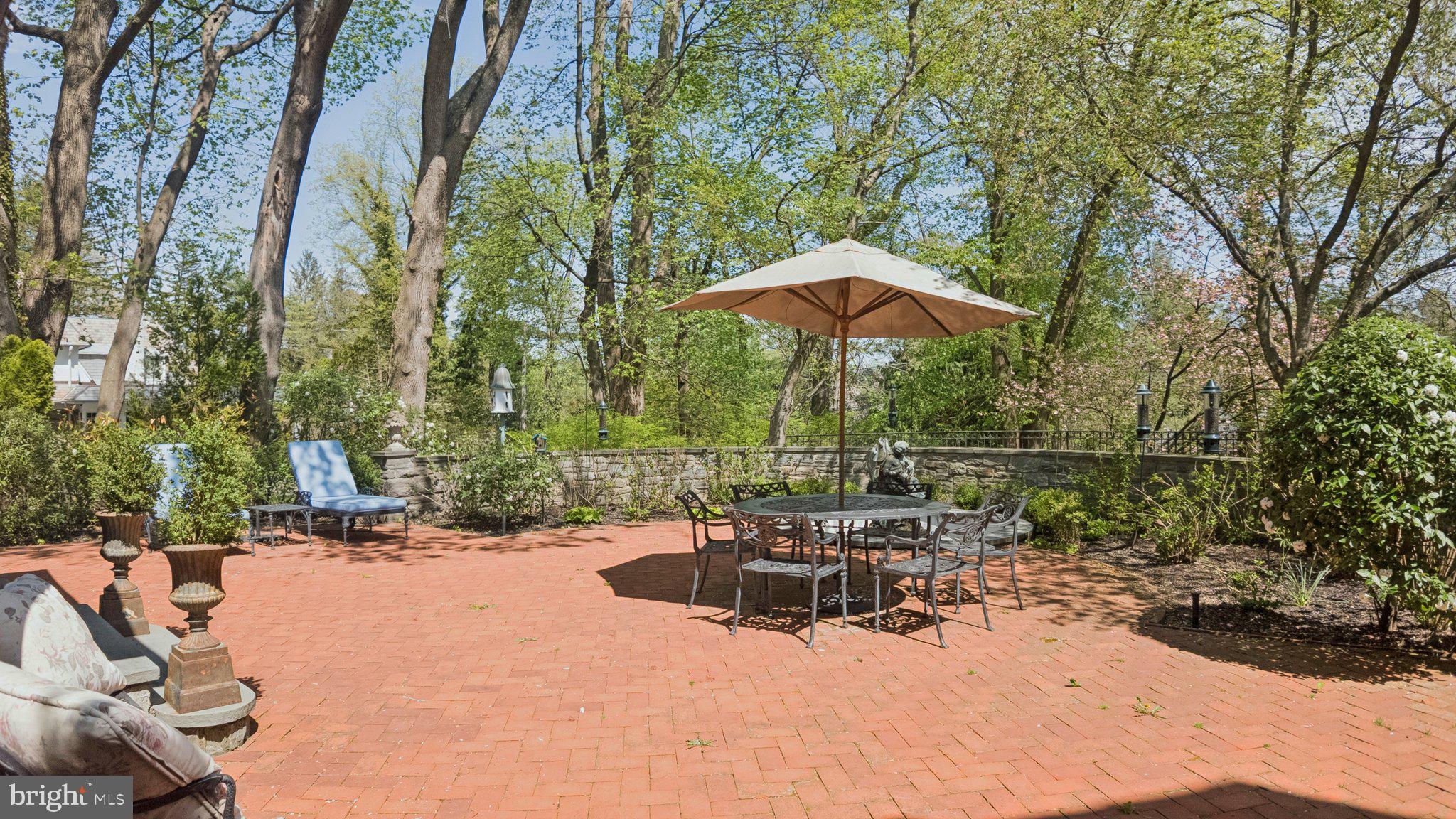 BRYN MAWR - Residential