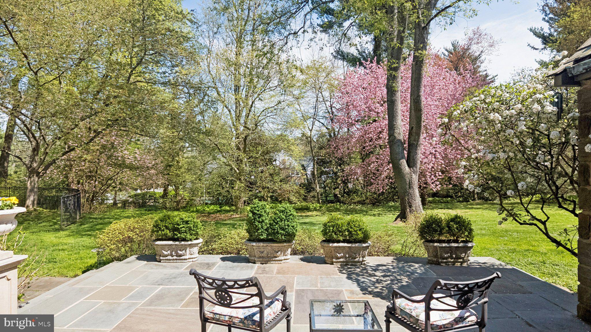 BRYN MAWR - Residential
