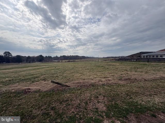 DENTON AREA - Farm