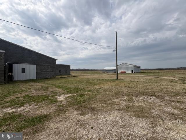 DENTON AREA - Farm