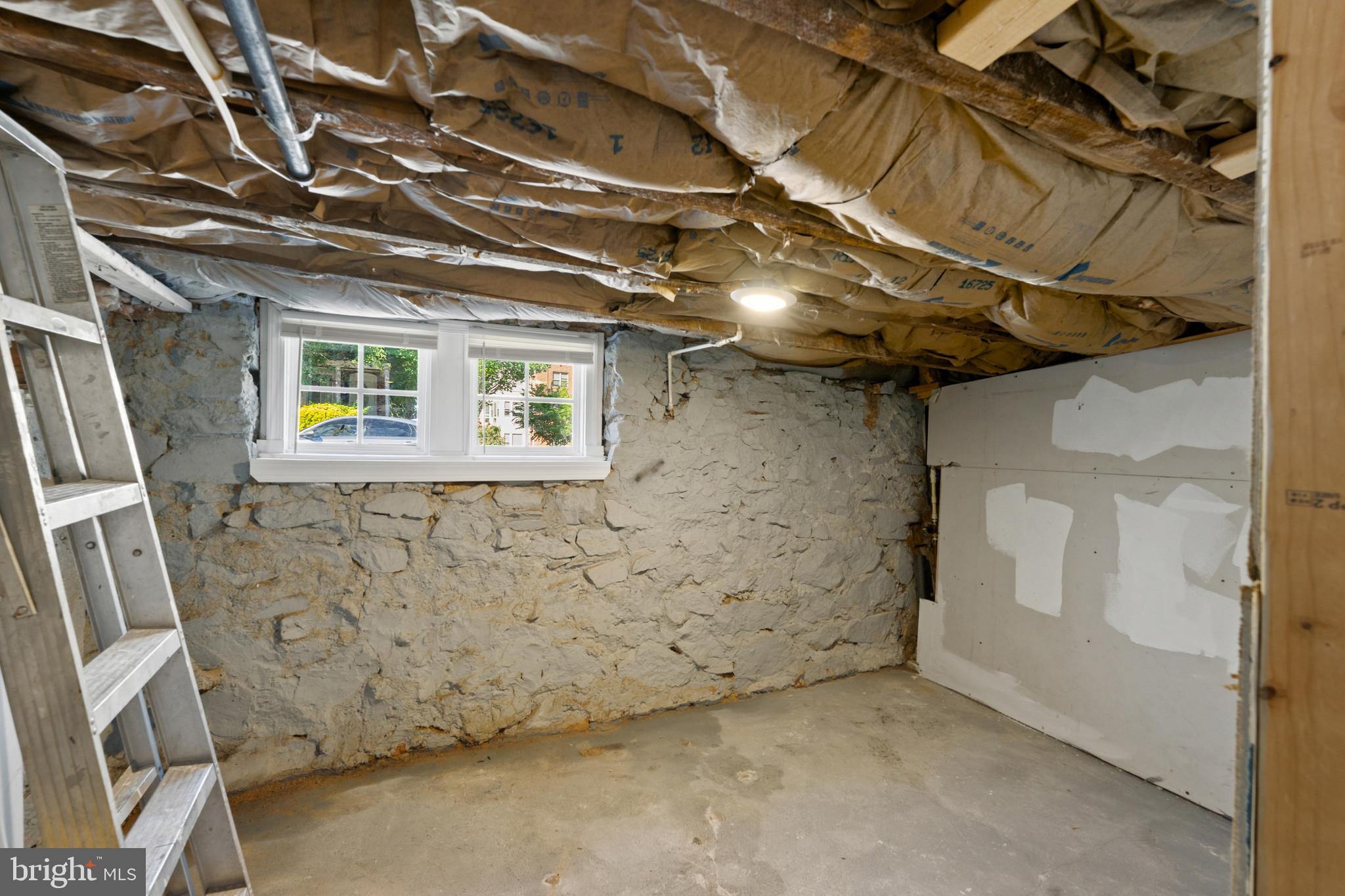 GREENSPRING - Residential