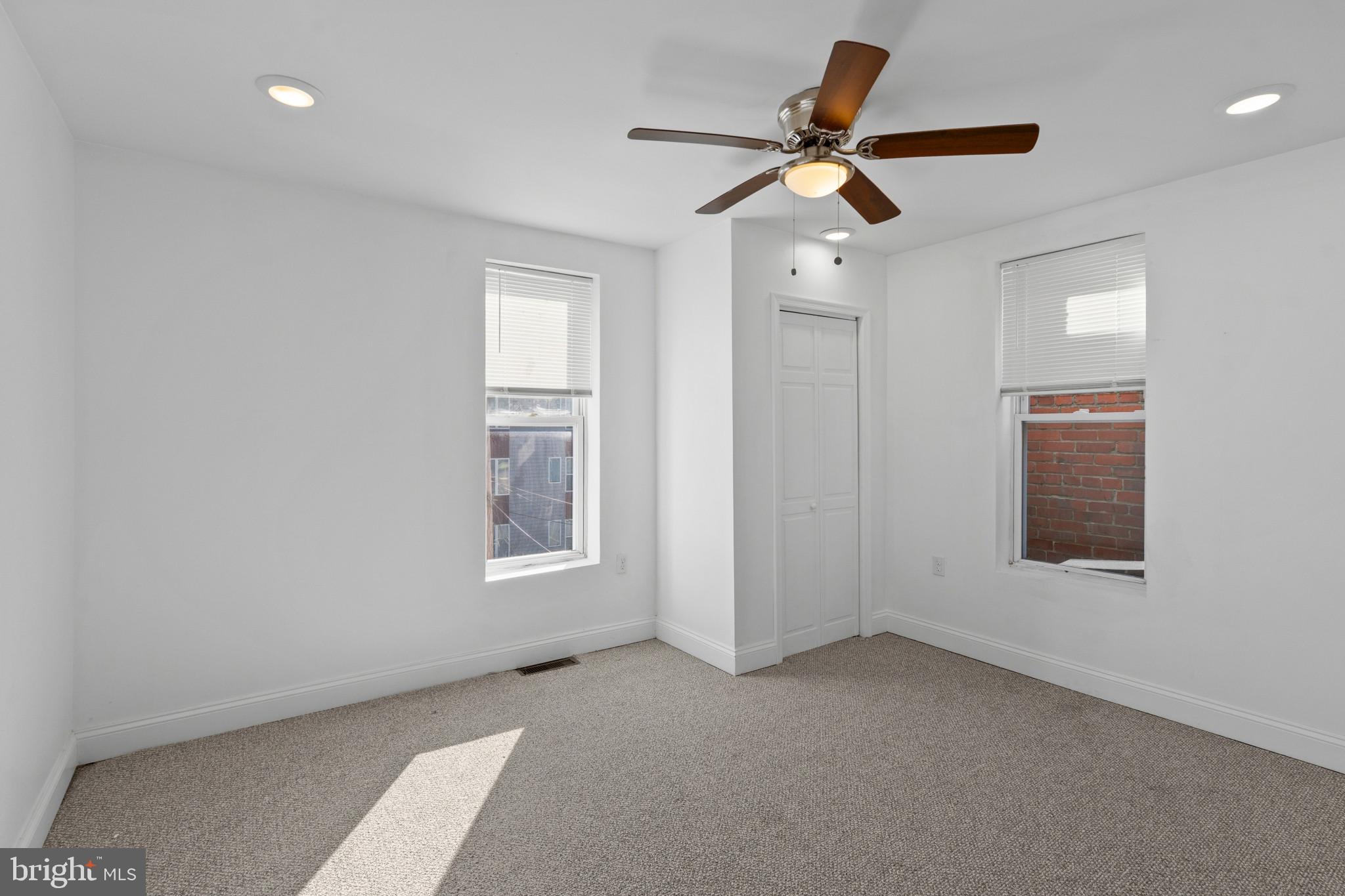 GREENSPRING - Residential