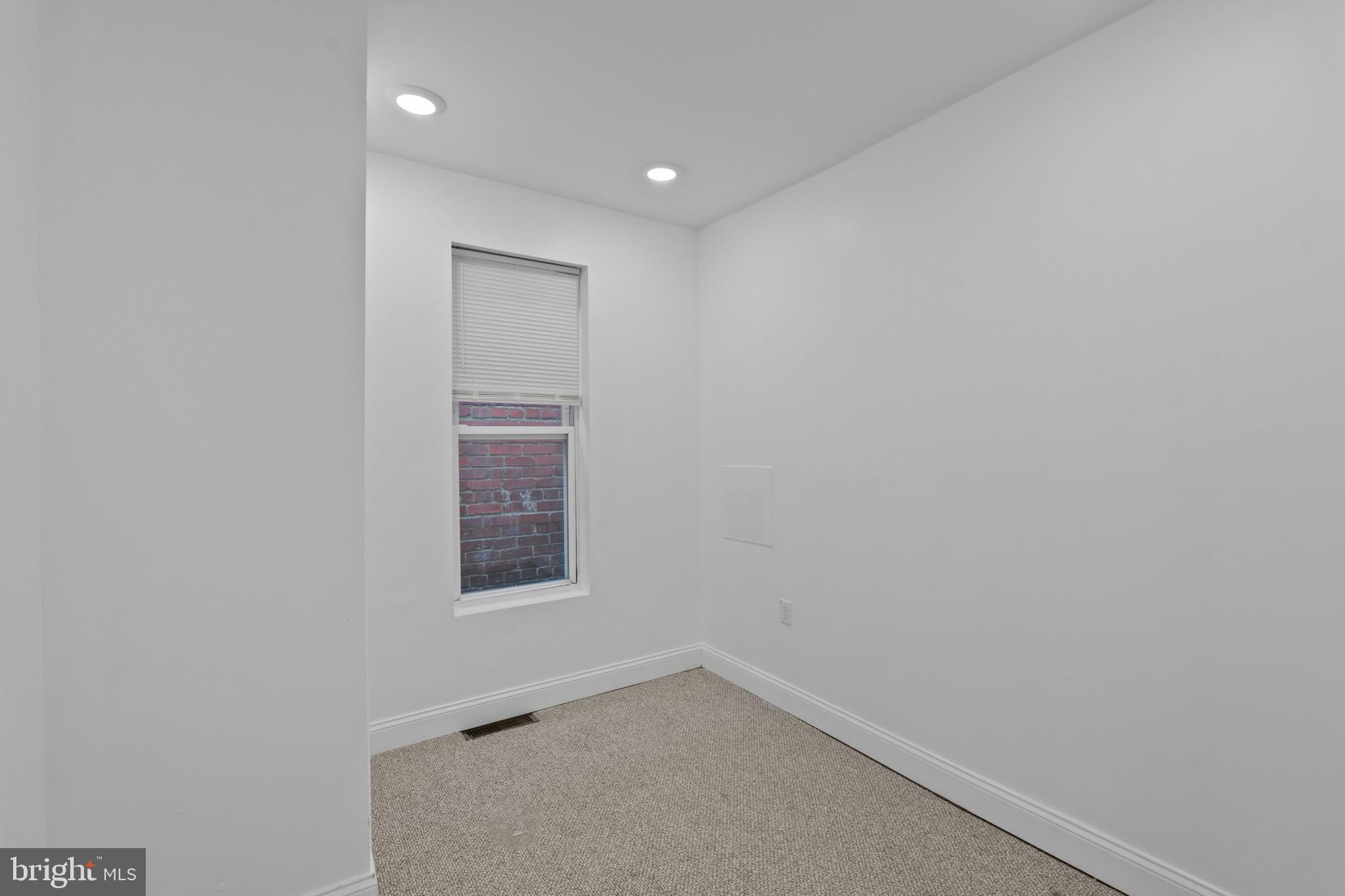 GREENSPRING - Residential