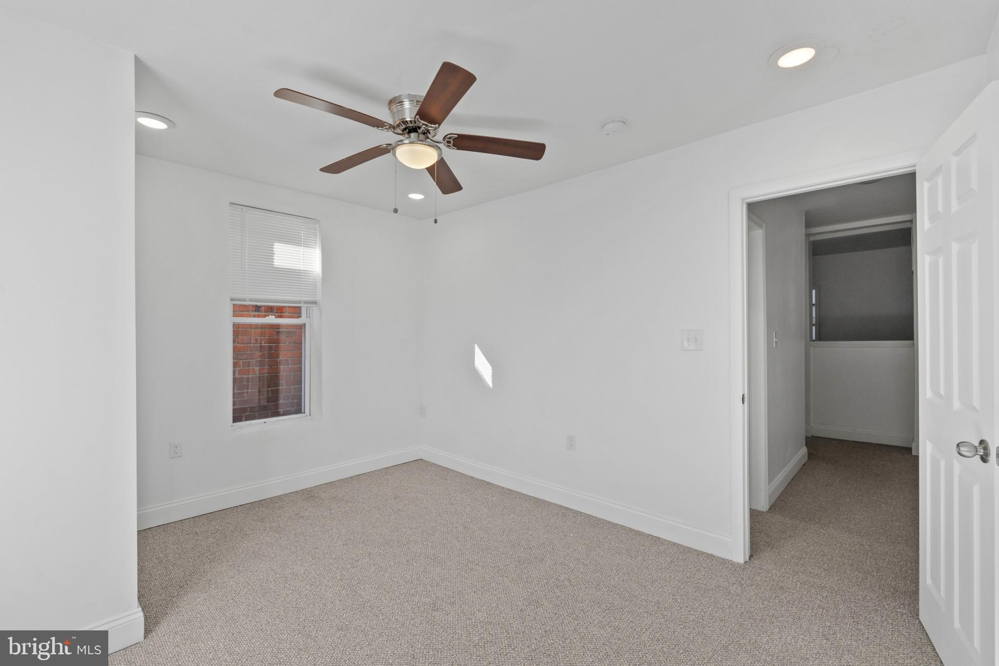GREENSPRING - Residential
