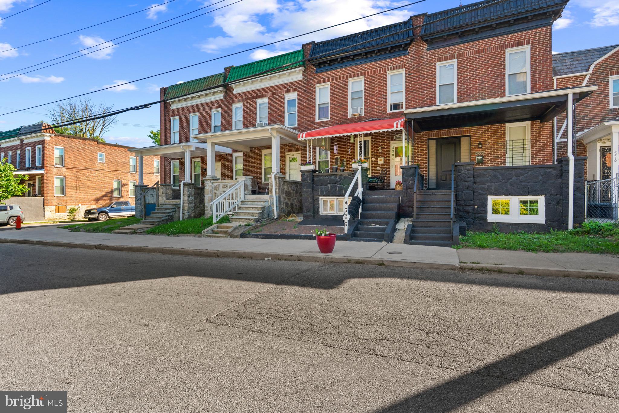GREENSPRING - Residential