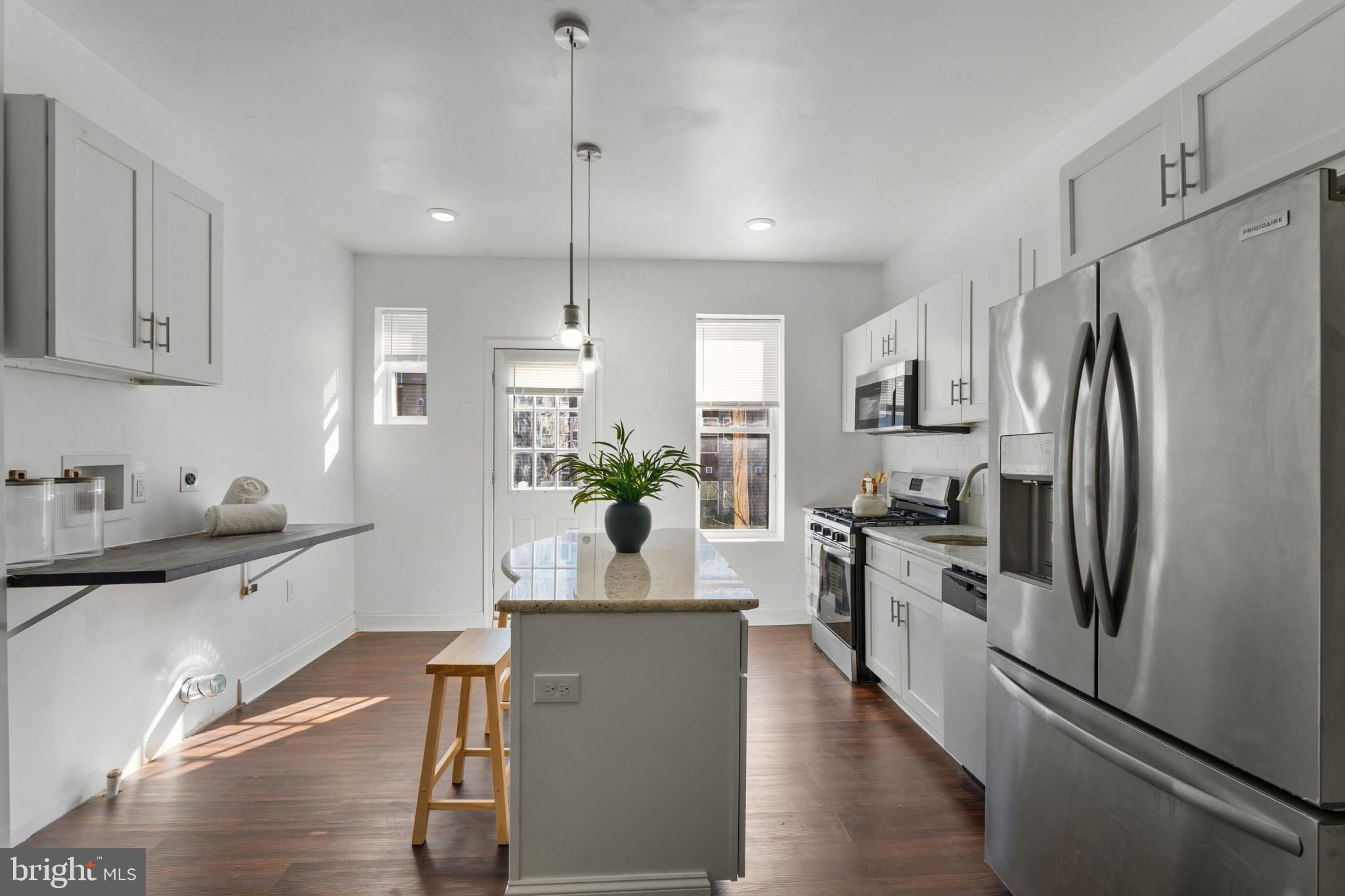 GREENSPRING - Residential