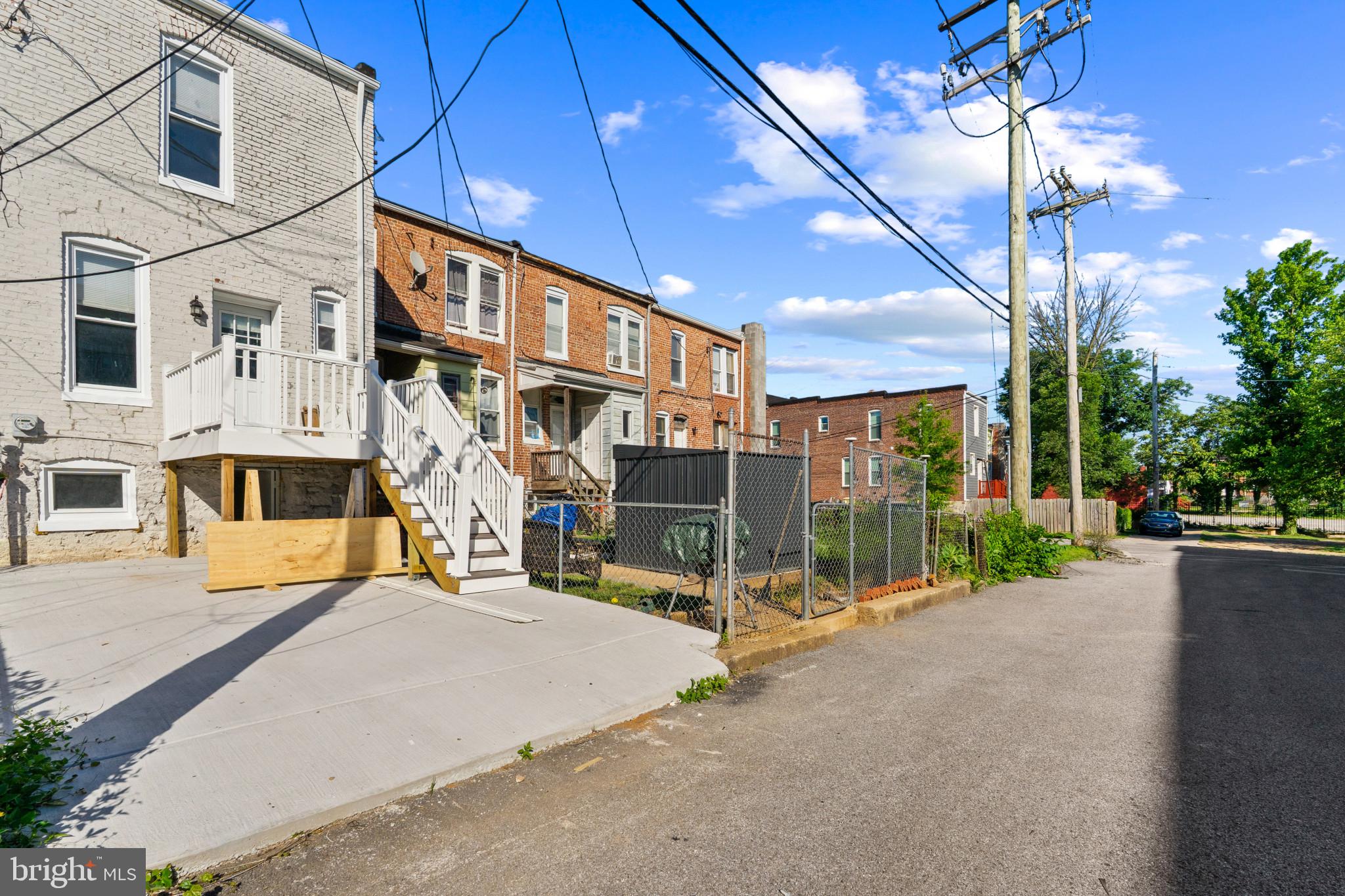 GREENSPRING - Residential