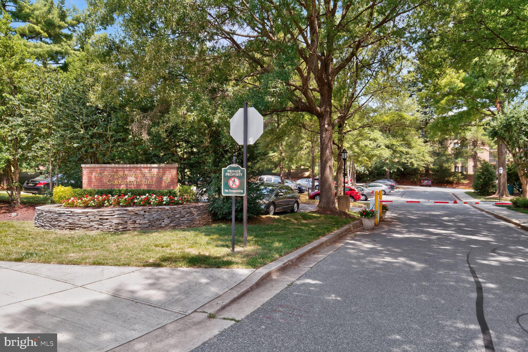 GEORGETOWN VILLAGE - Residential