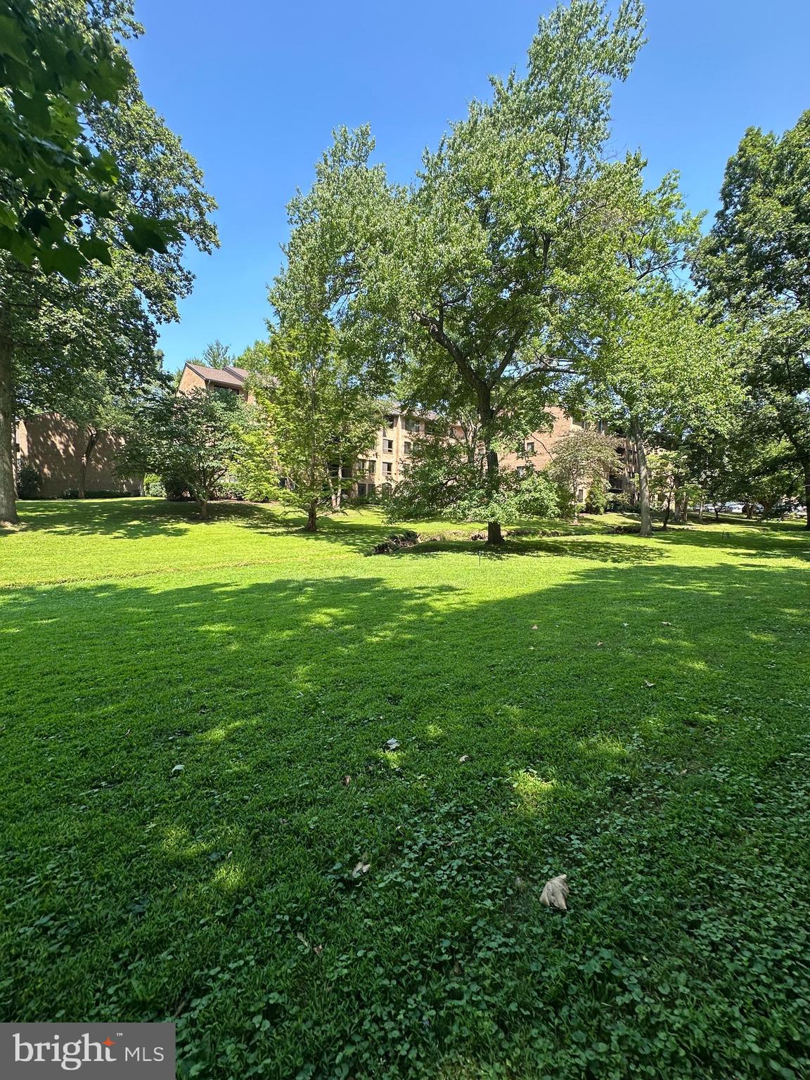 GEORGETOWN VILLAGE - Residential