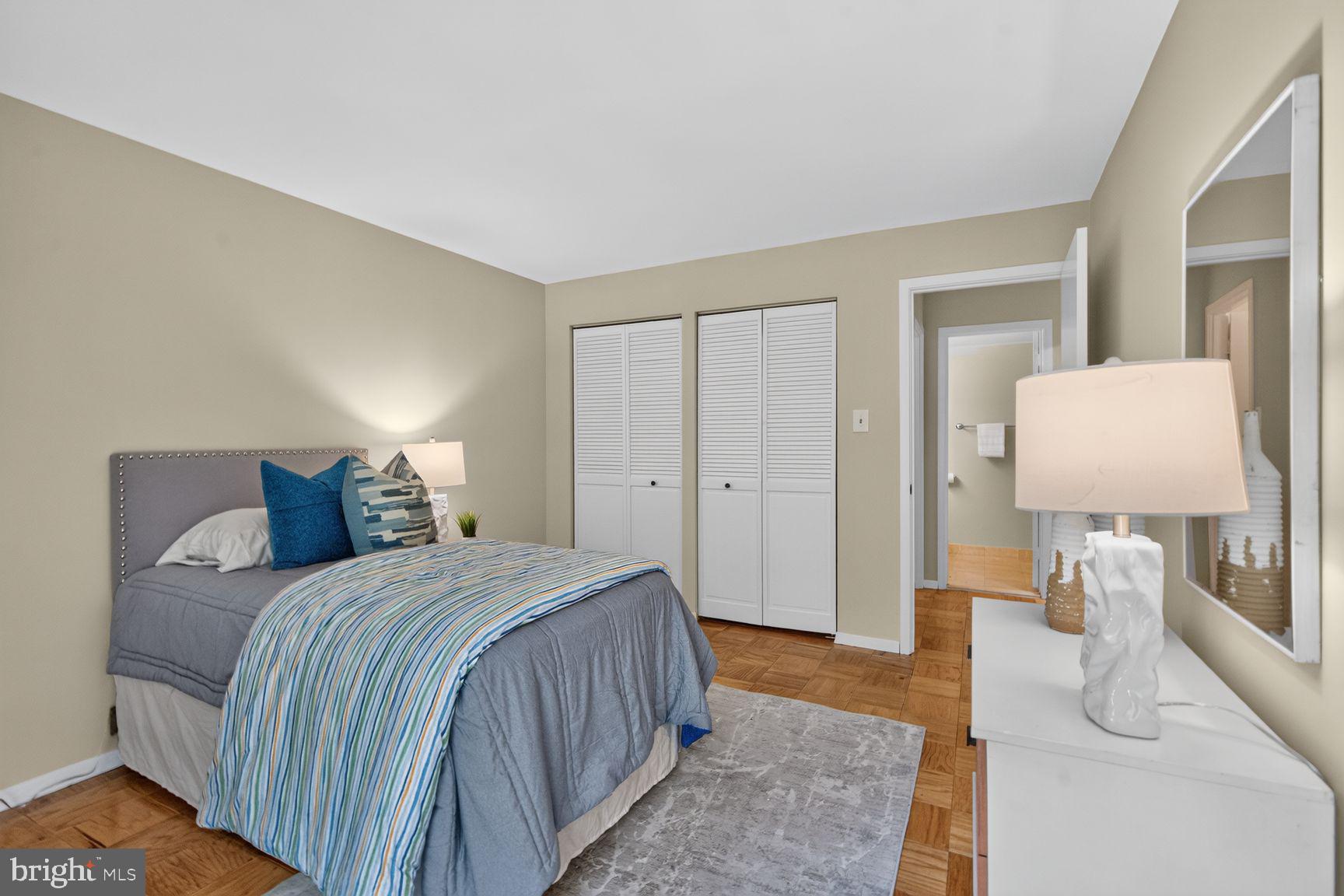 GEORGETOWN VILLAGE - Residential