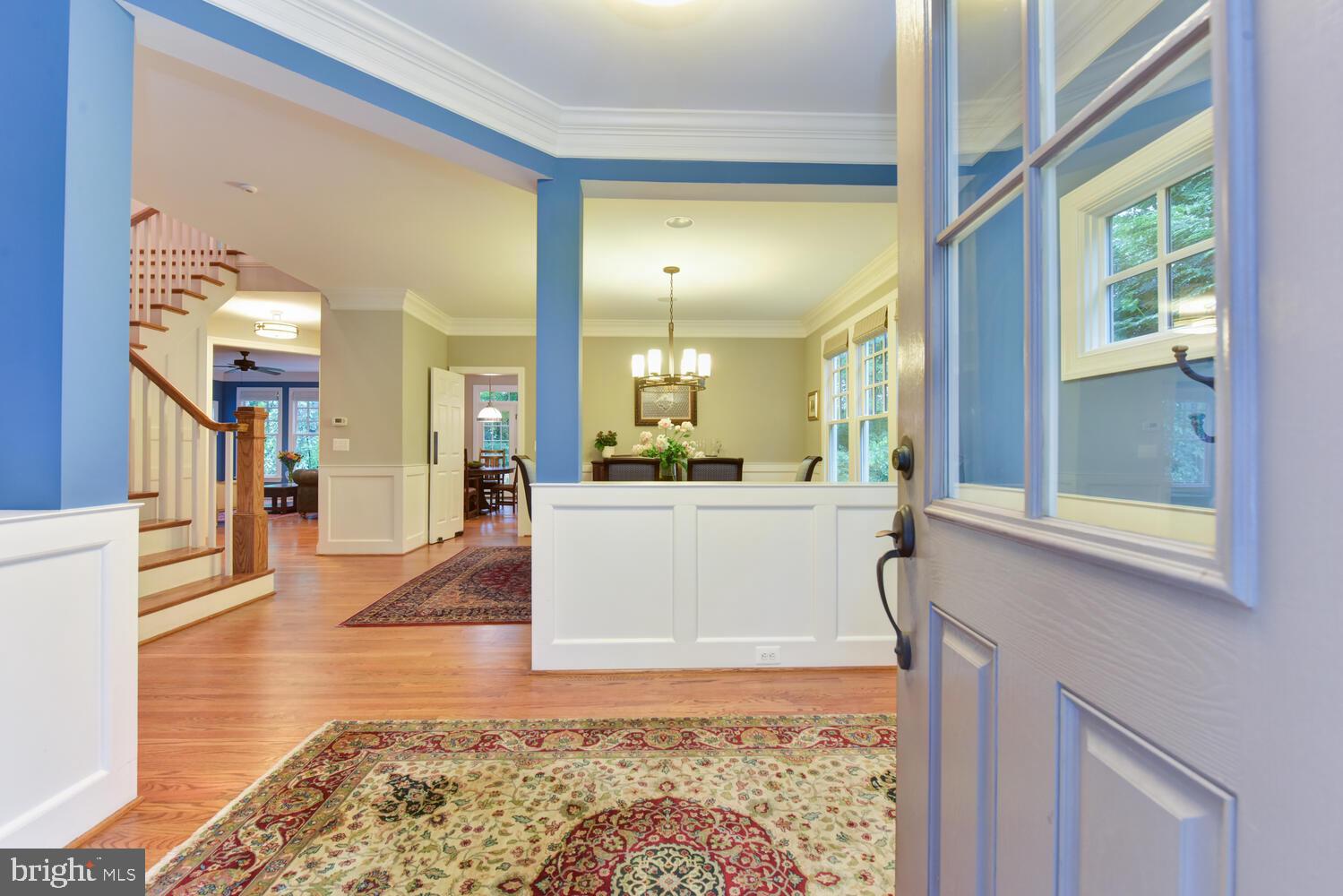 COUNTRY CLUB - Residential