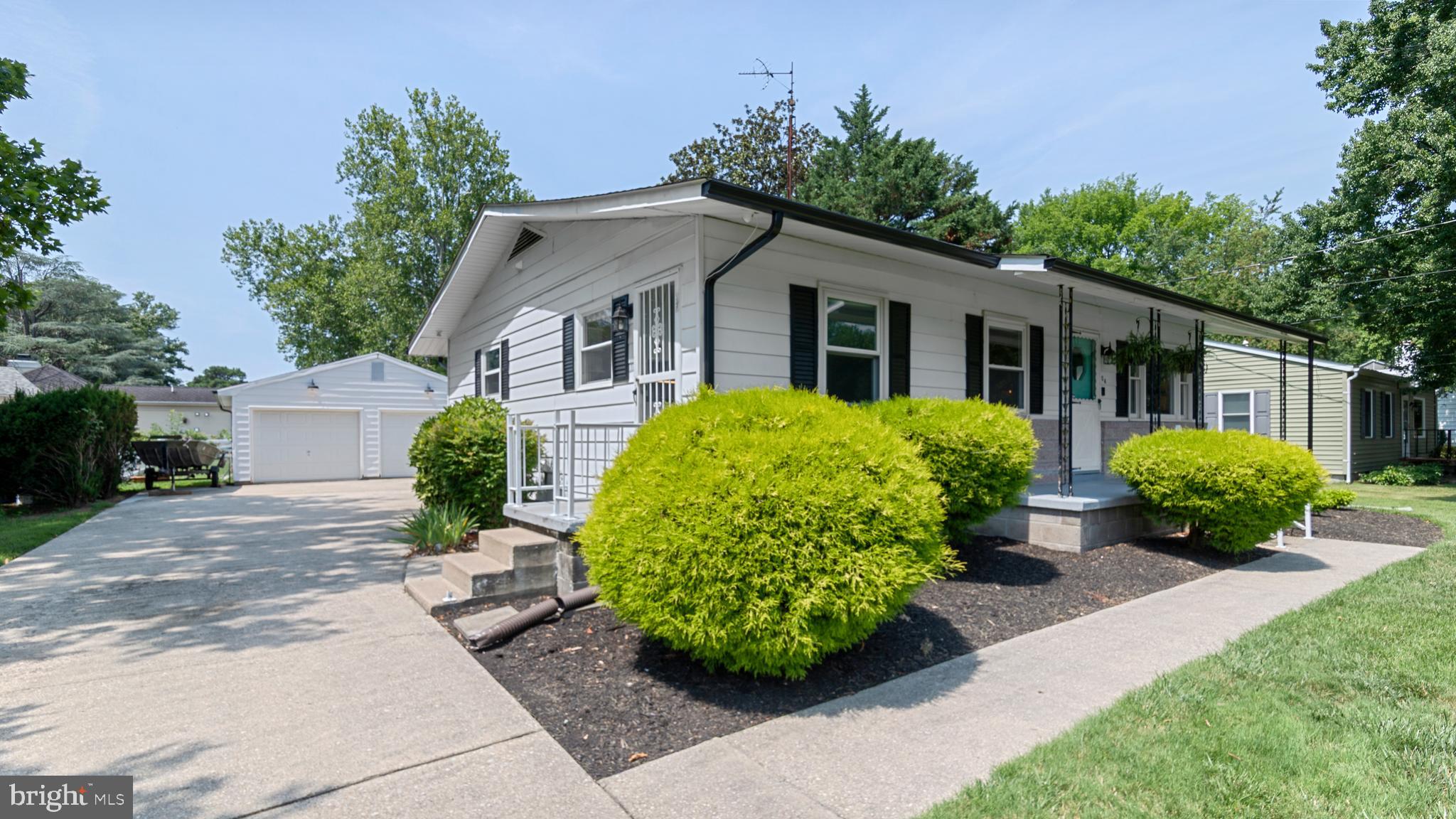 EASTON - Residential