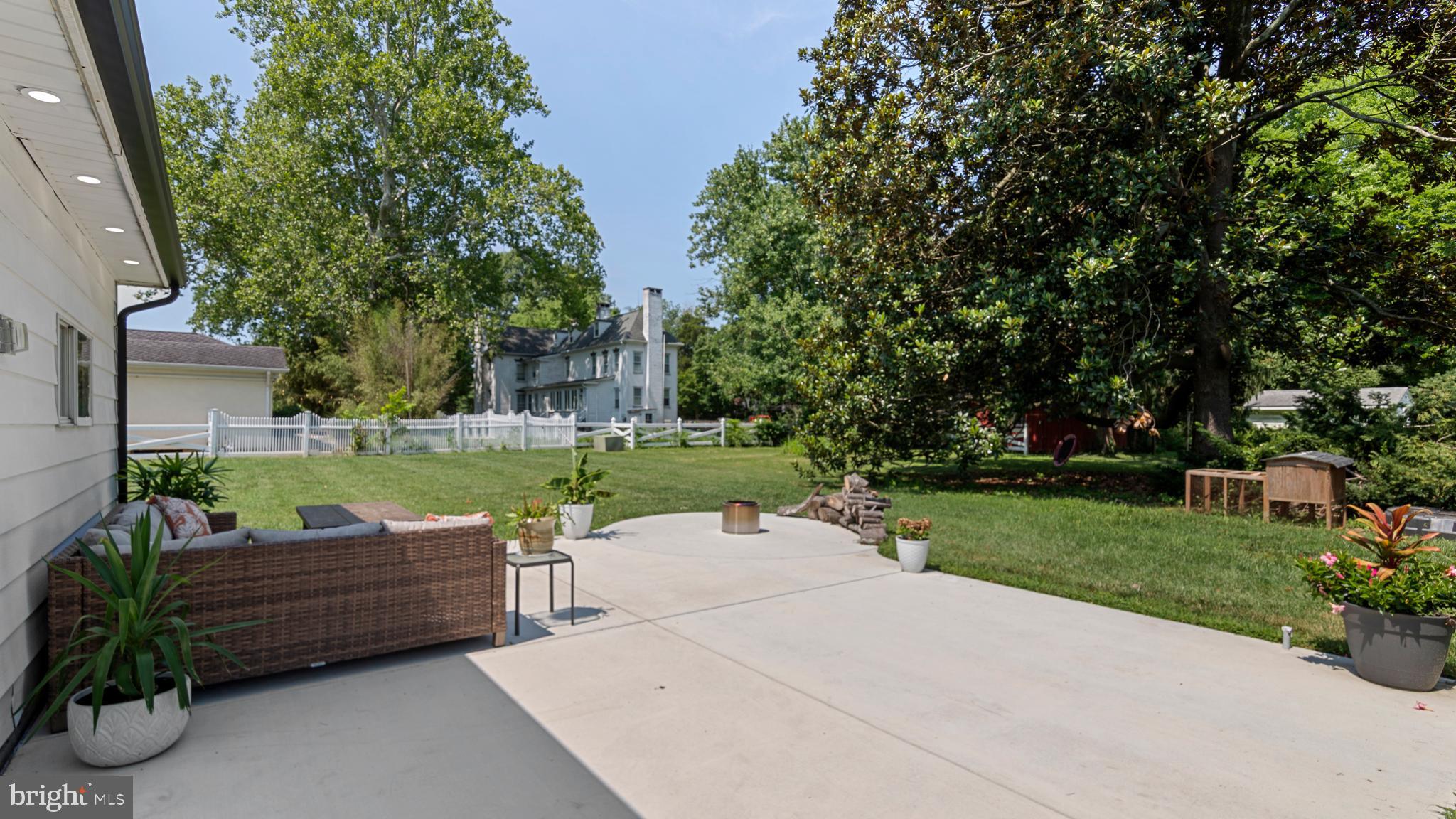 EASTON - Residential