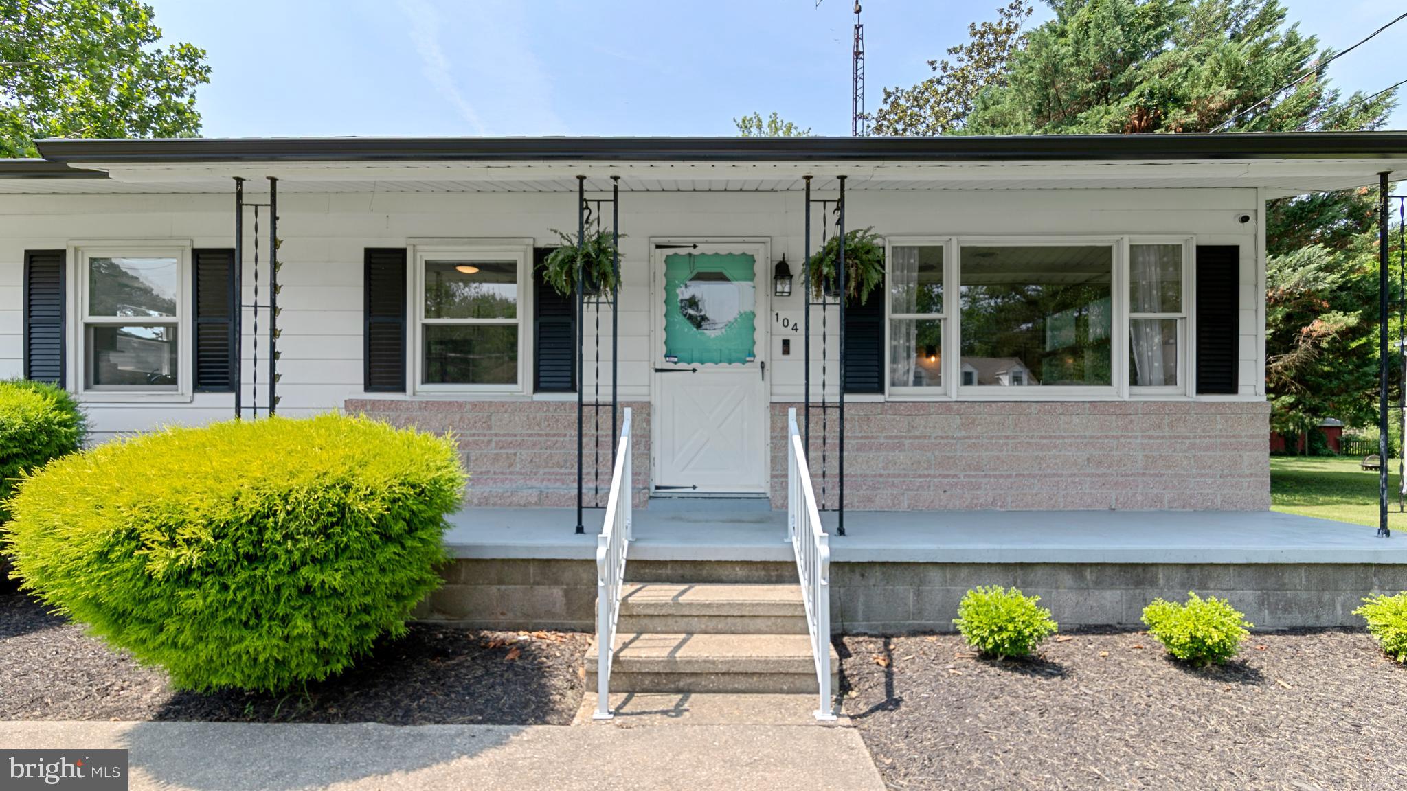 EASTON - Residential