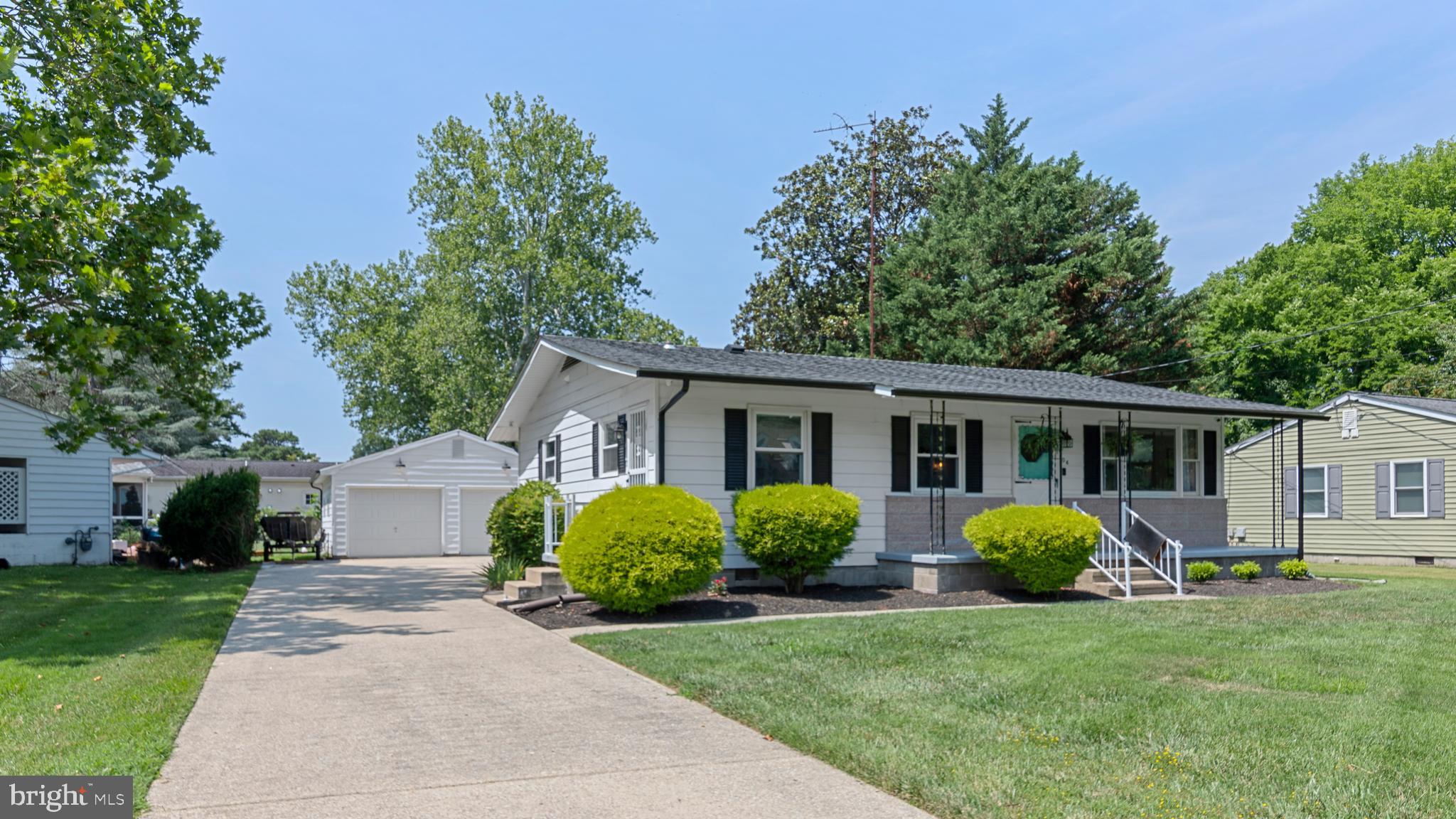EASTON - Residential