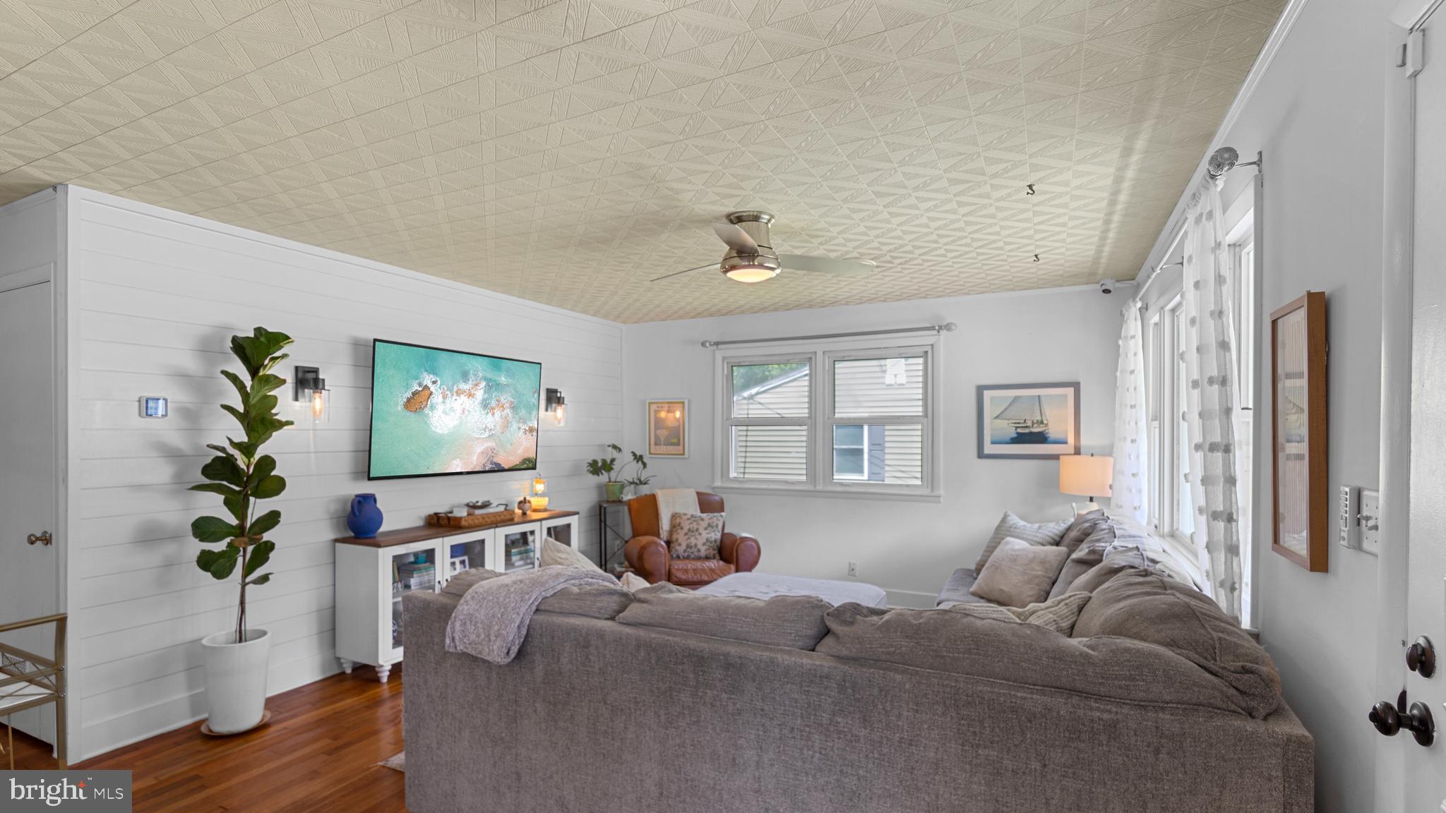 EASTON - Residential