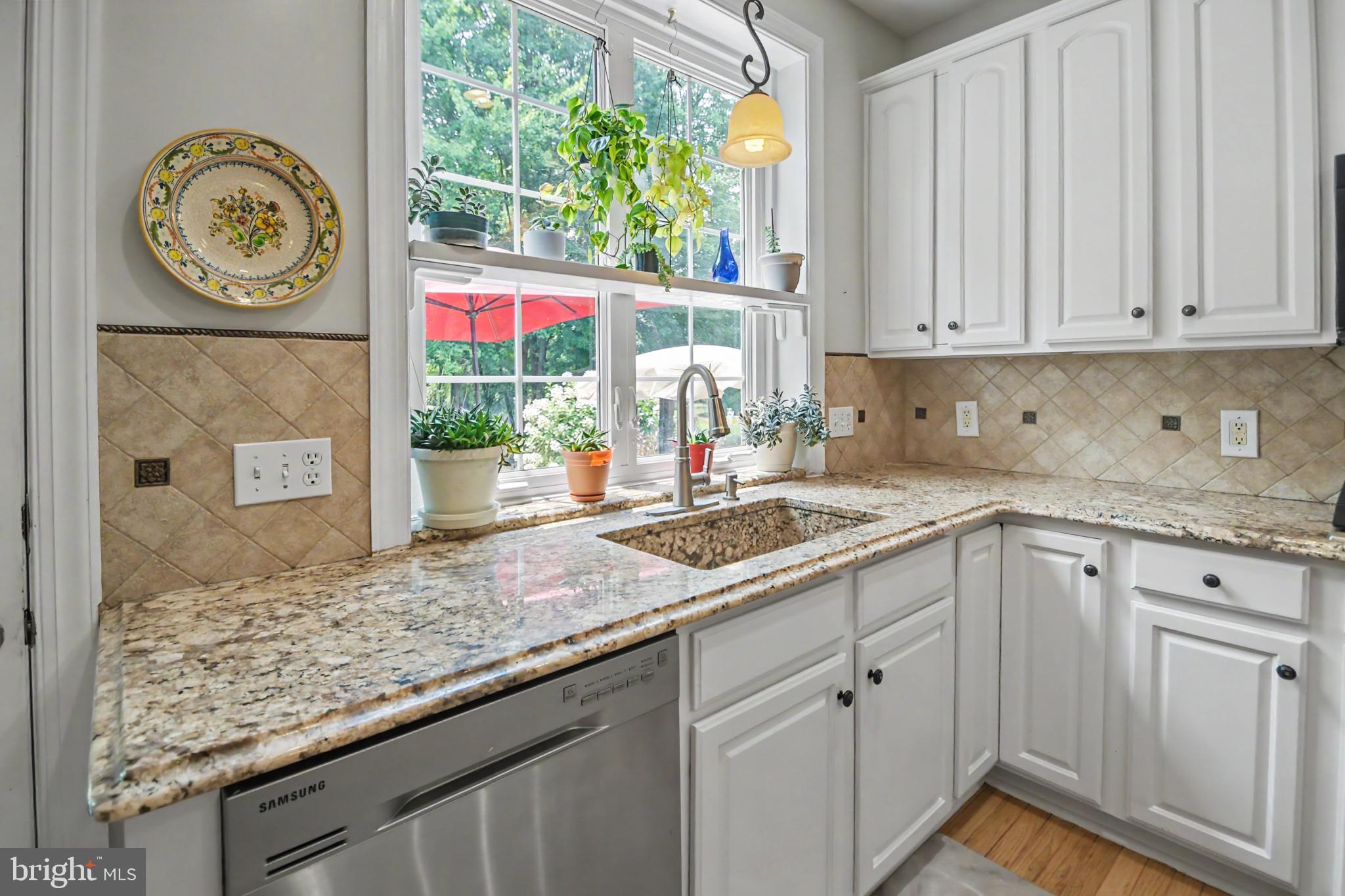 CHESTNUT CREEK - Residential