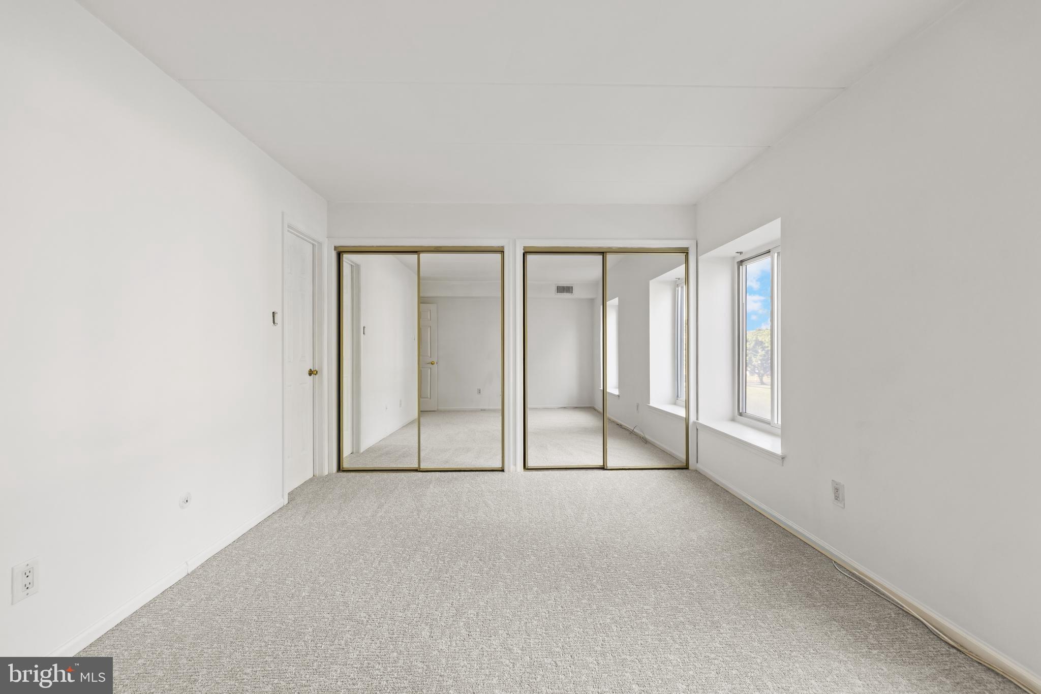 SUMMIT RIDGE - Residential