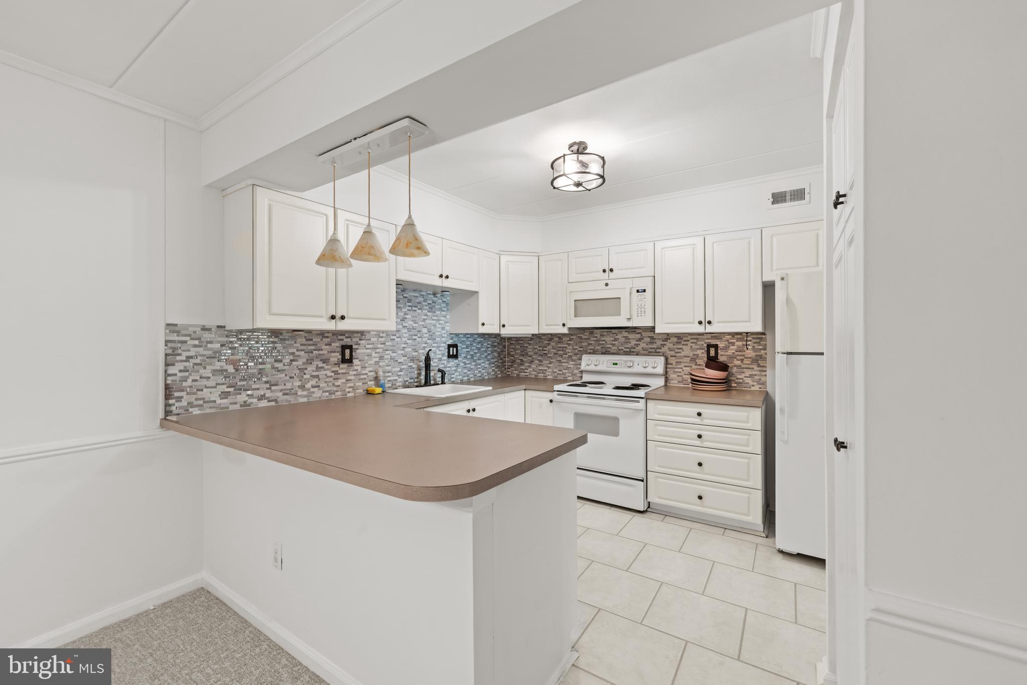 SUMMIT RIDGE - Residential